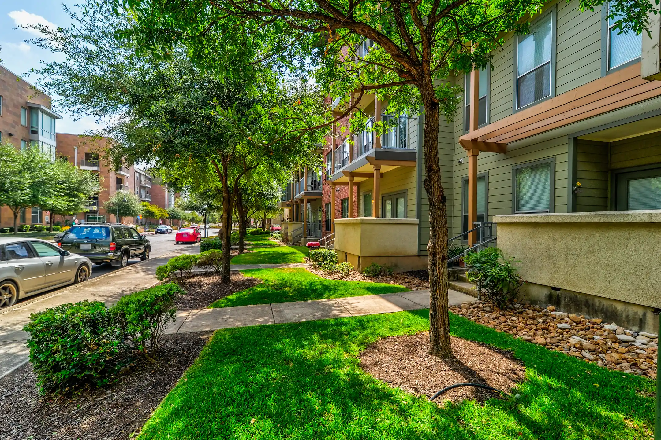 Refugio Place Apartment Homes 300 Labor St San Antonio, TX