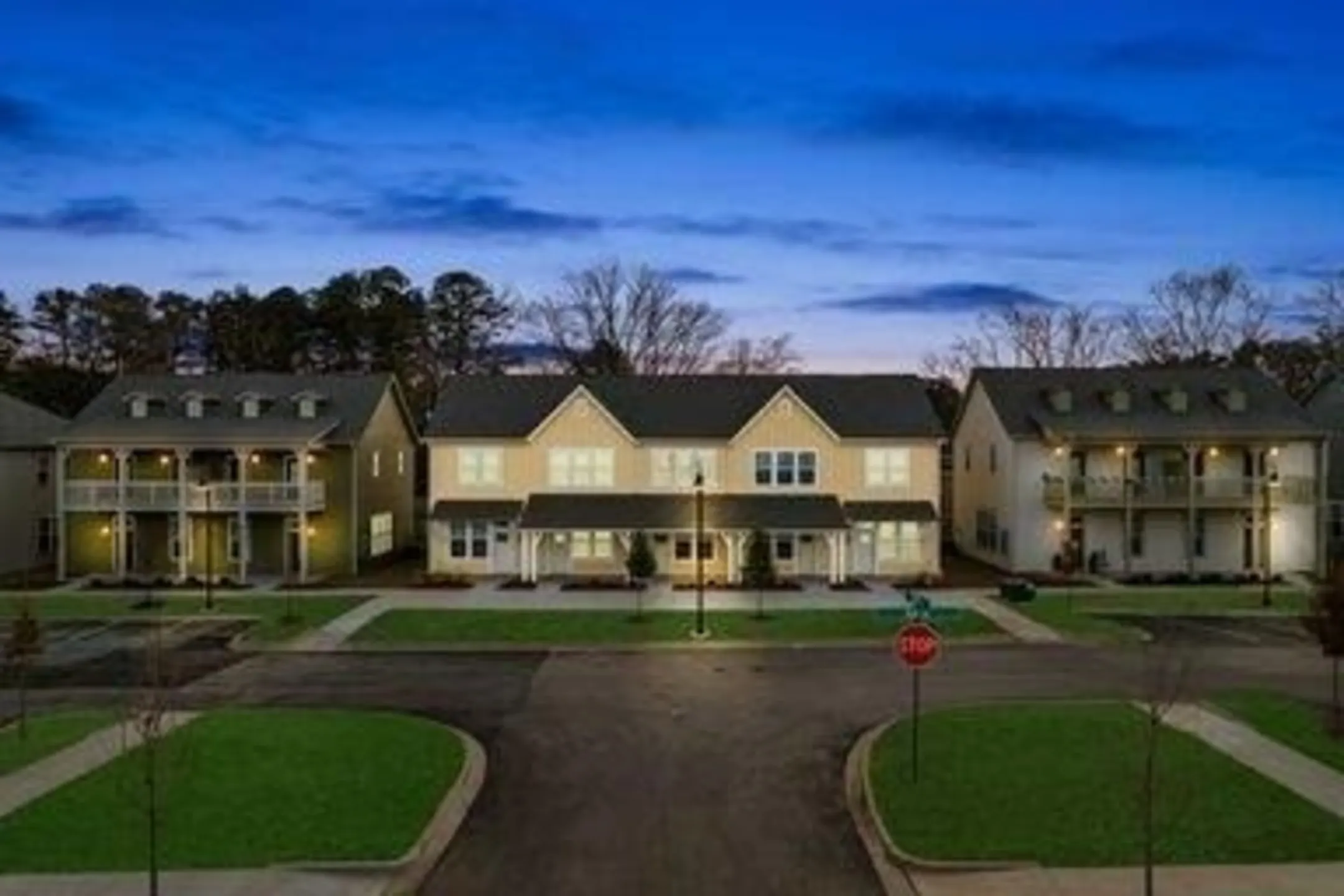 The Cottages at Greystone 7273 Cahaba Valley Rd Birmingham, AL