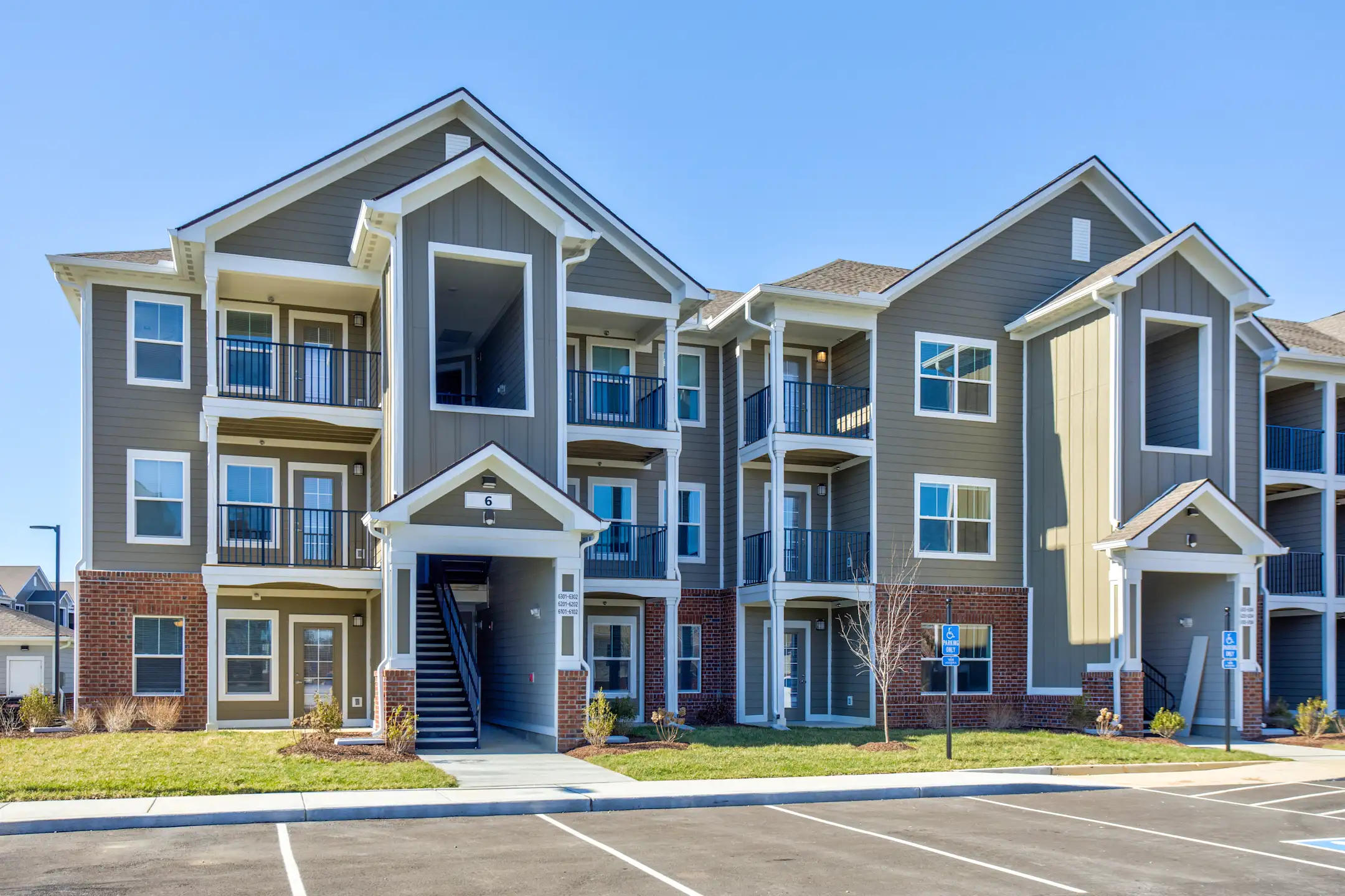 Ironwood Apartments 415 Rome Pike Lebanon, TN Apartments for Rent