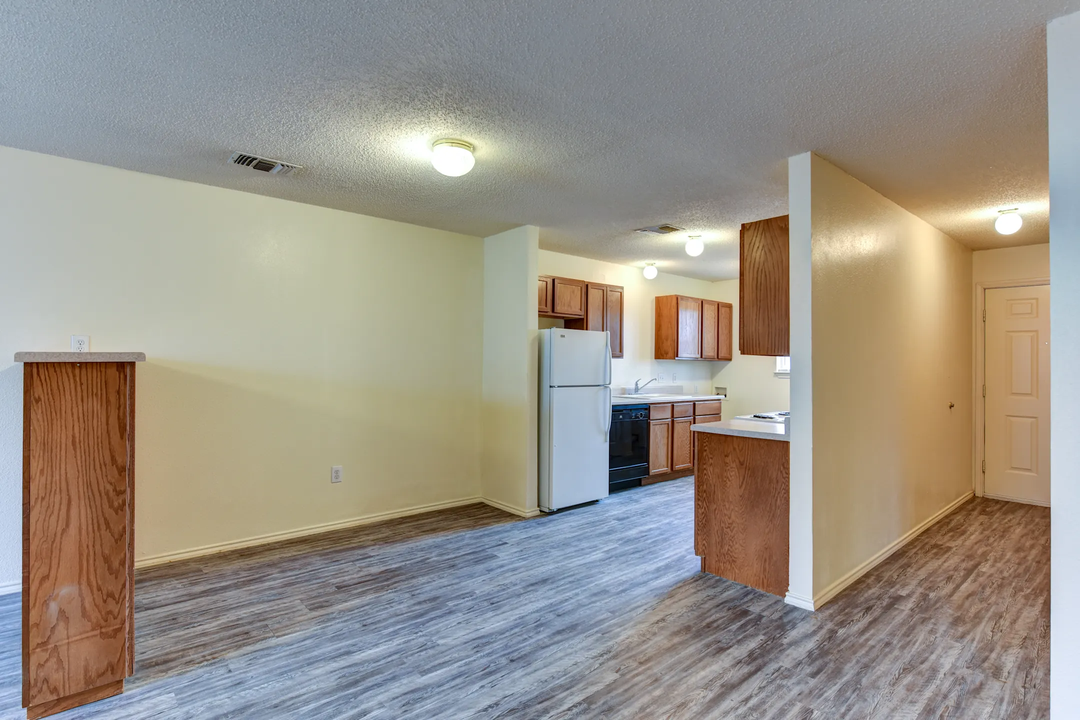 Greenwood Cove Apartments Lubbock, TX 79423
