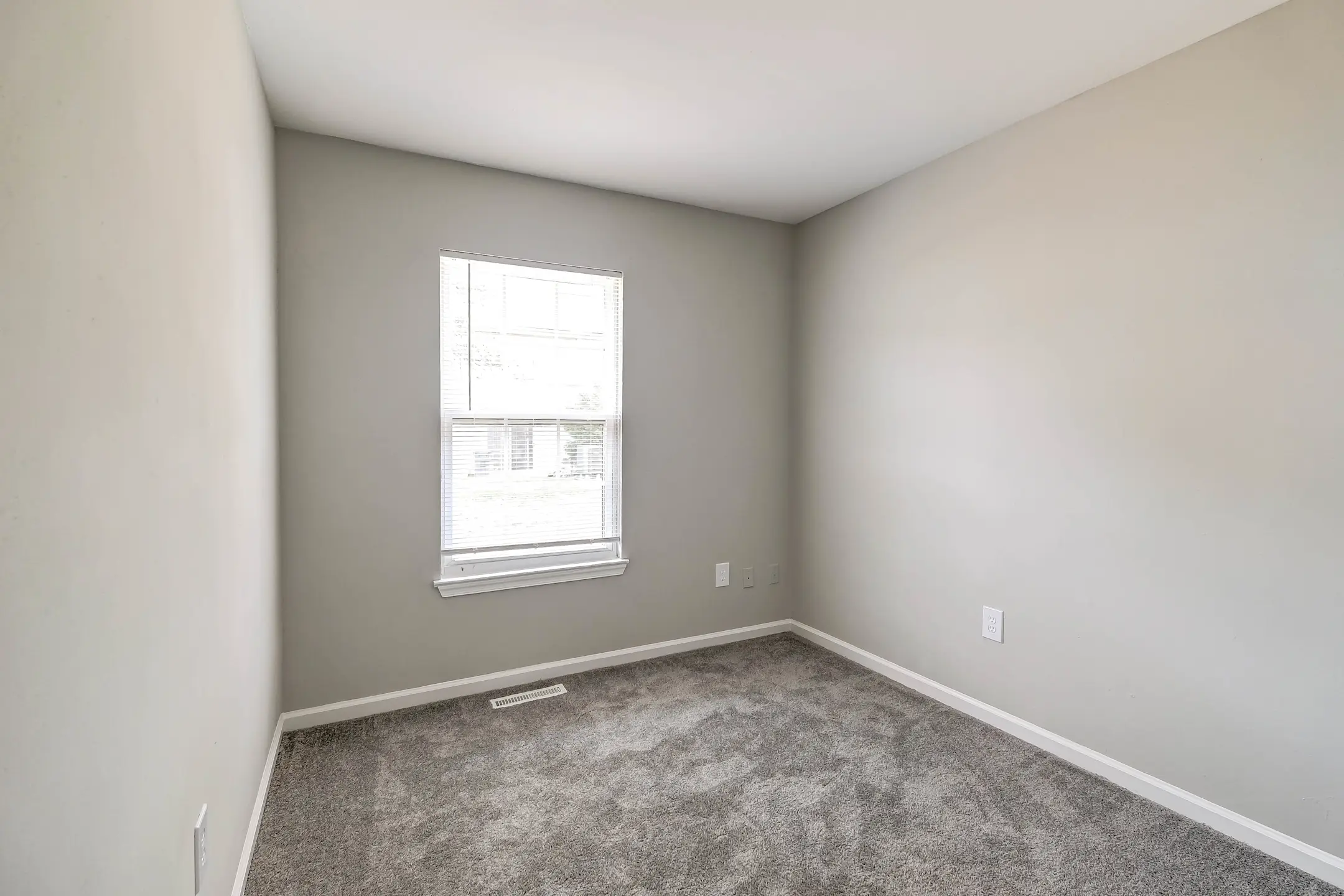 Bedroom - The Grove - Halethorpe, MD
