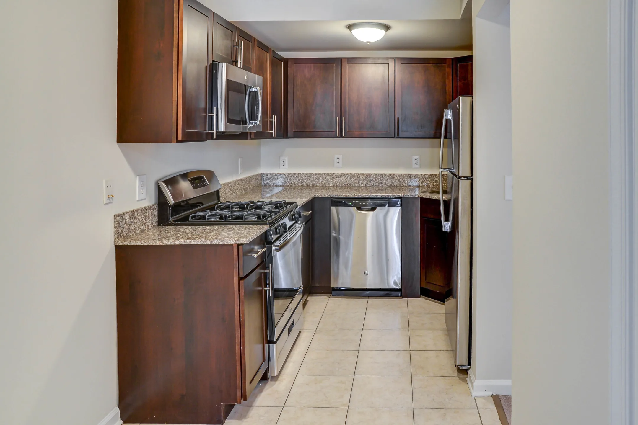 Liberty Terrace Apartments - East Rutherford, NJ 07073