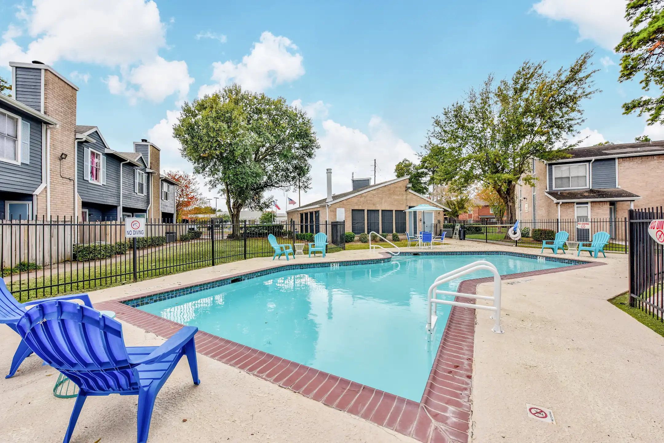 Pool - Glen Cove - Houston, TX