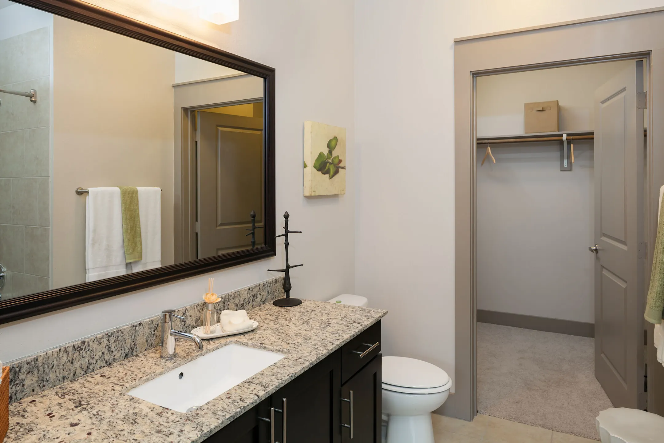 Bathroom - ALMA on Maple - Dallas, TX