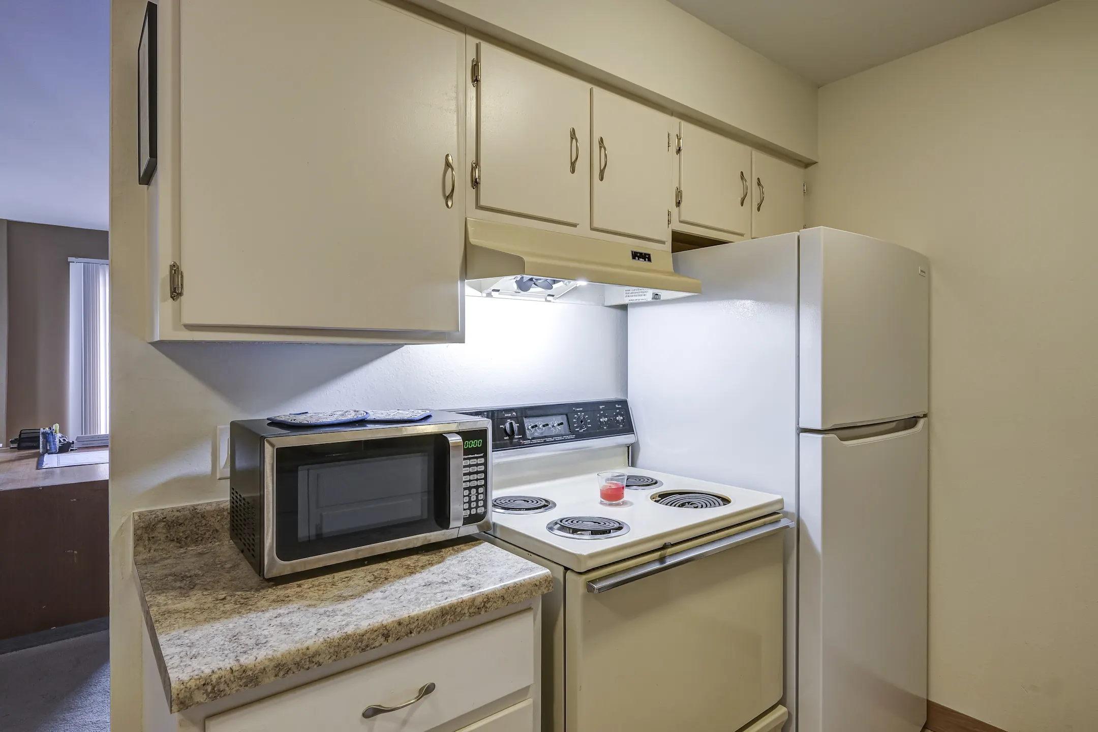 Sunset Lake Apartments 343 Frakes St Vicksburg, MI Apartments for