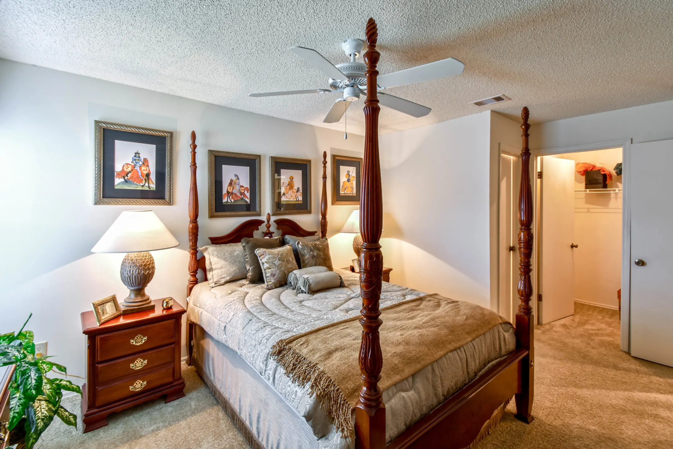 Bedroom - Colonial Pointe Apartments - Orlando, FL