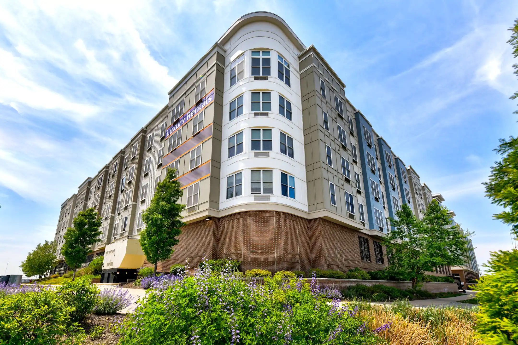 The Monarch 100120 Schindler Ct East Rutherford, NJ Apartments for