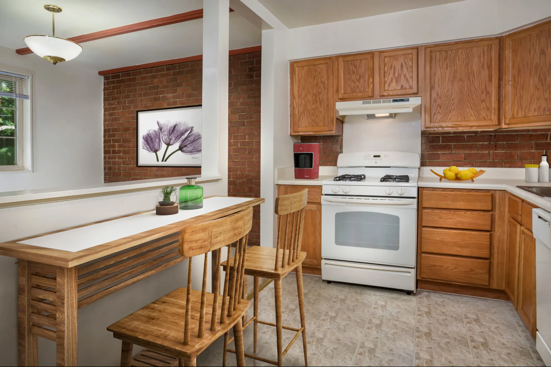 Kitchen - Whitehall Square - Suitland, MD