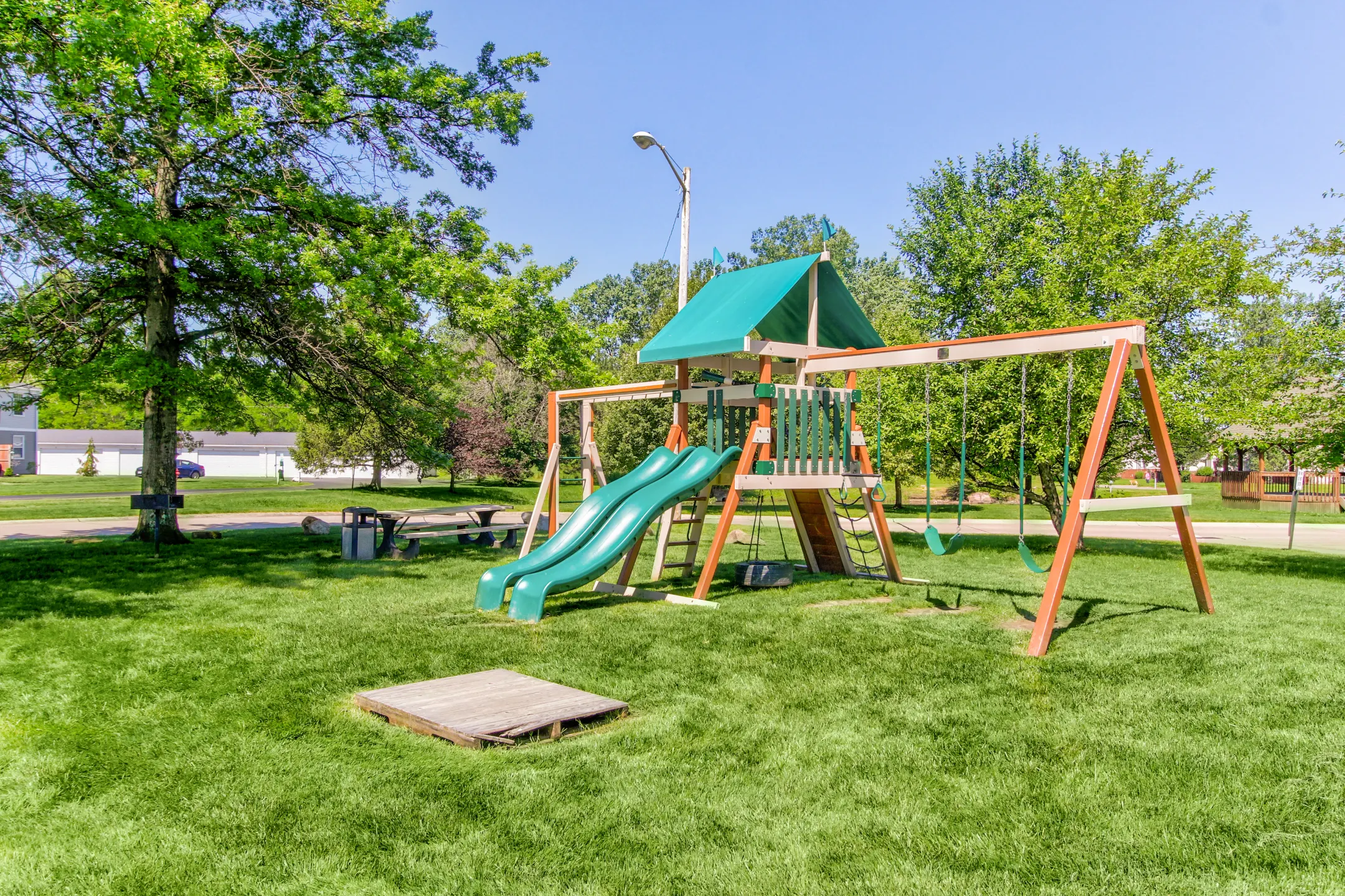 Playground - Olmsted Falls Village Apartments - Olmsted Falls, OH