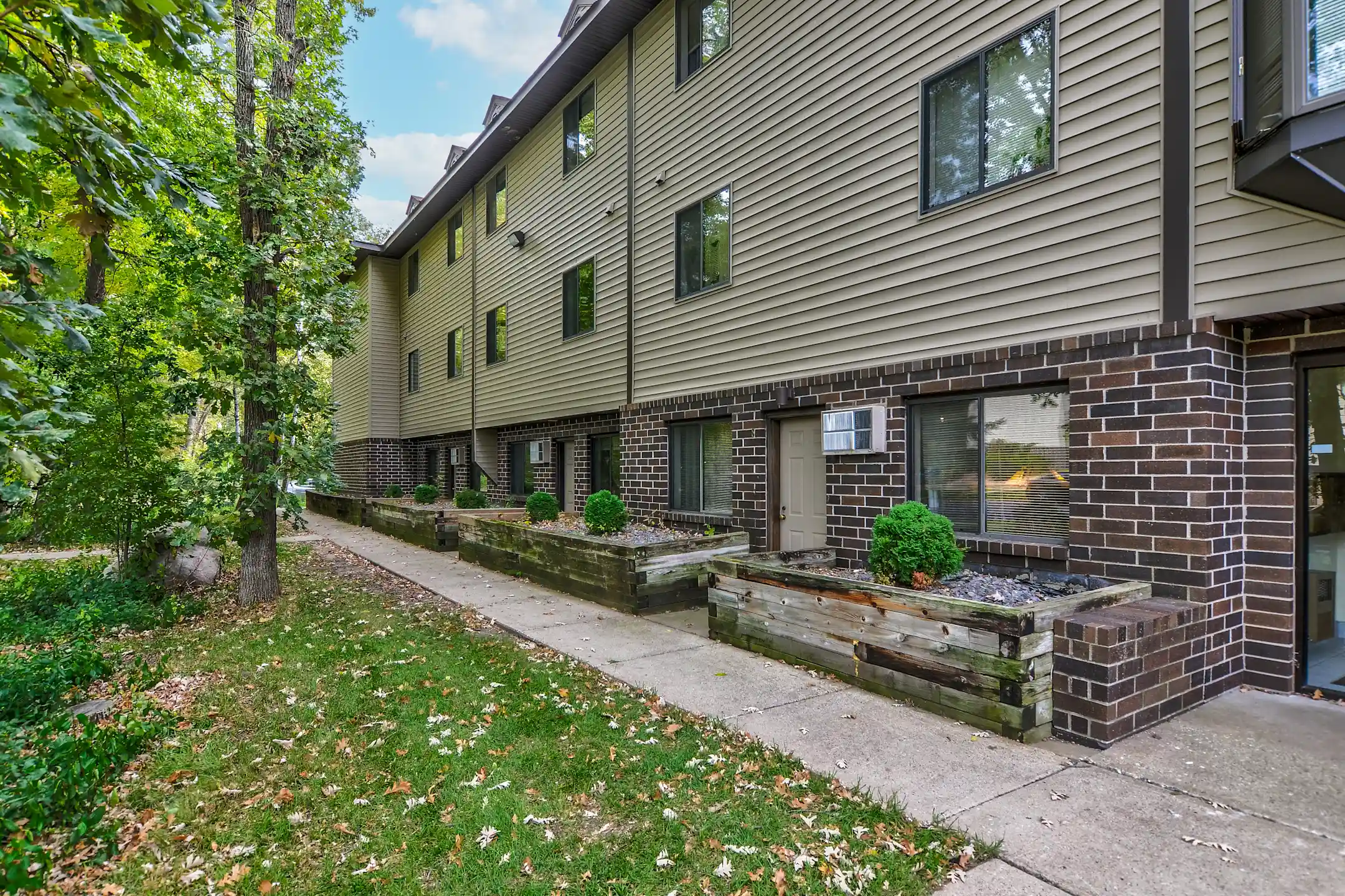 Wildwood Townhomes Apartments Saint Cloud, MN 56304