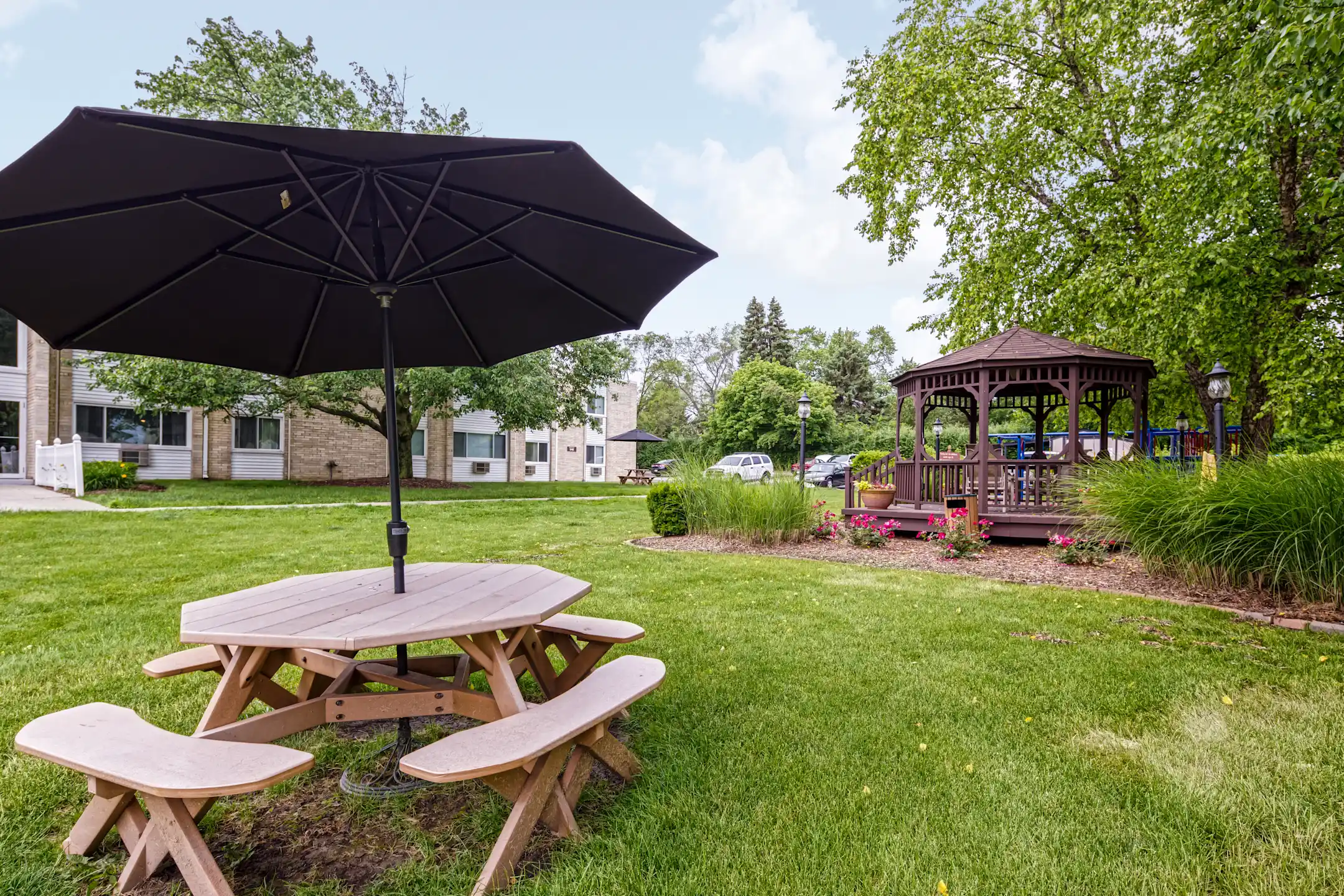 Villa Garden Apartments Apartments Villa Park, IL 60181