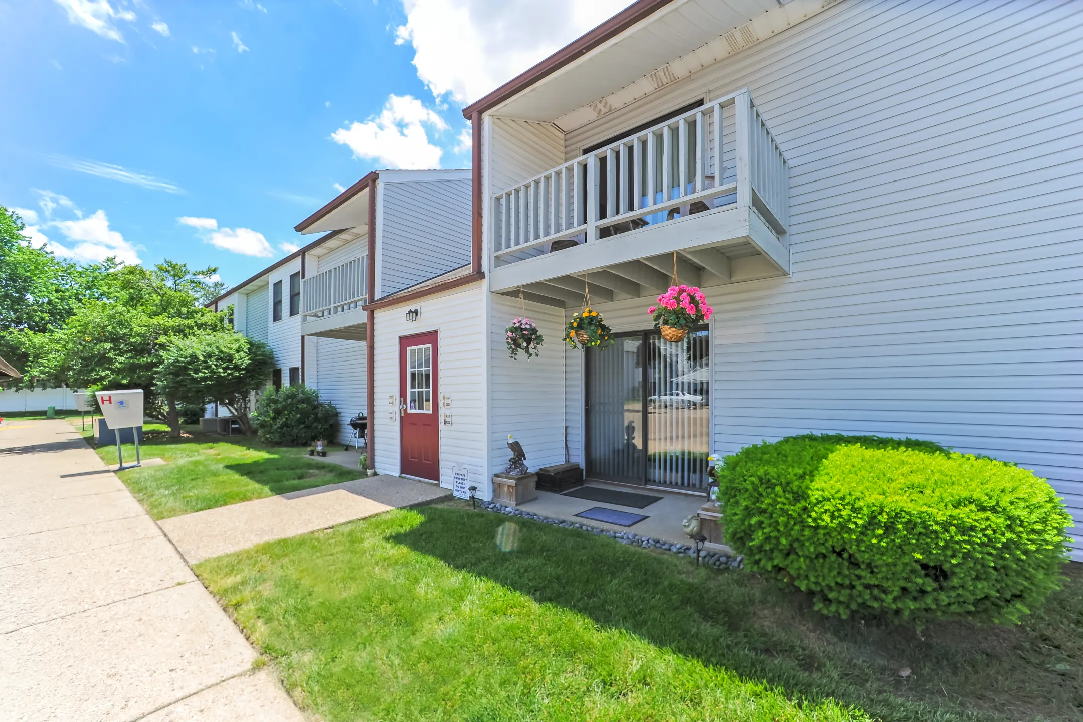 Eastlodge Apartments Evansville, IN 47715