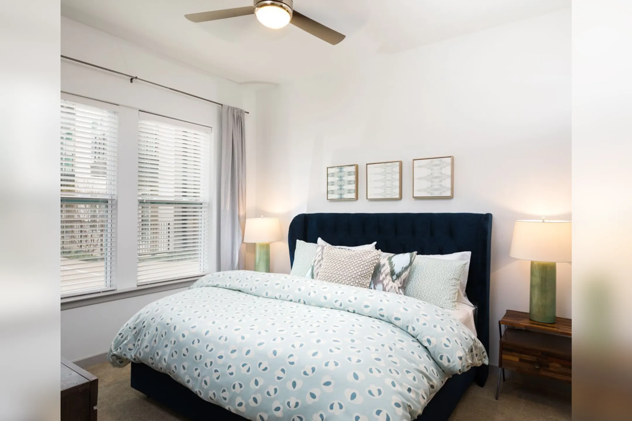 Bedroom - Lux on Main - Carrollton, TX