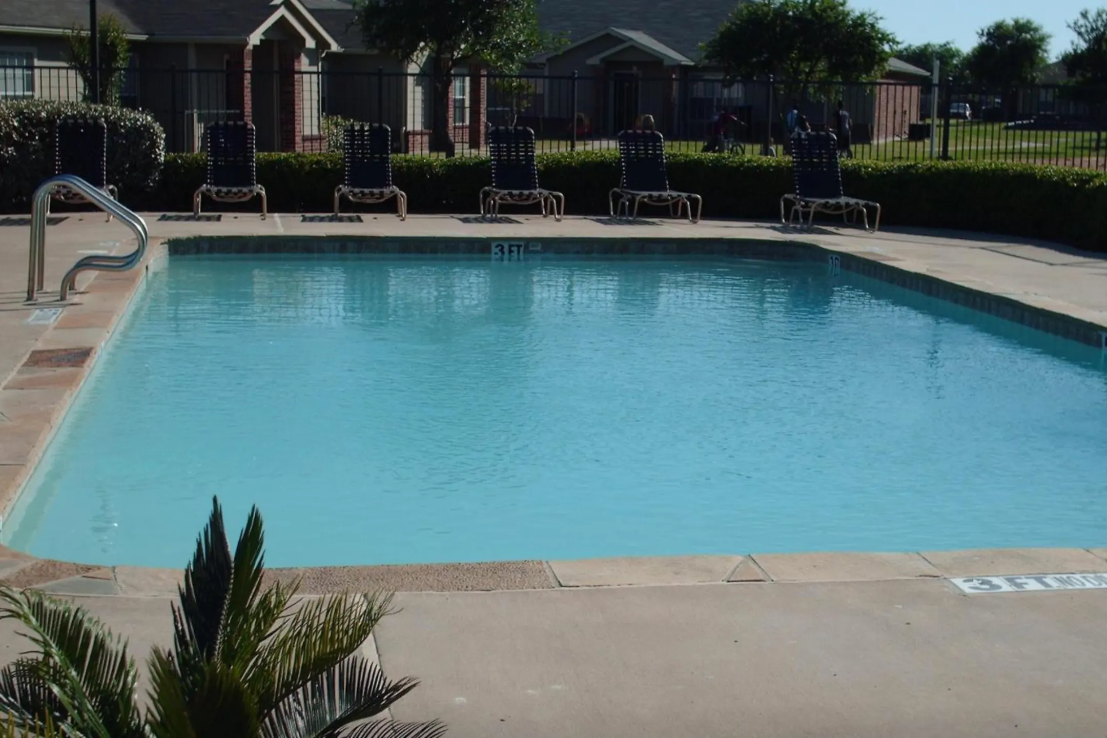 Grace Townhomes Apartments Ennis, TX 75119