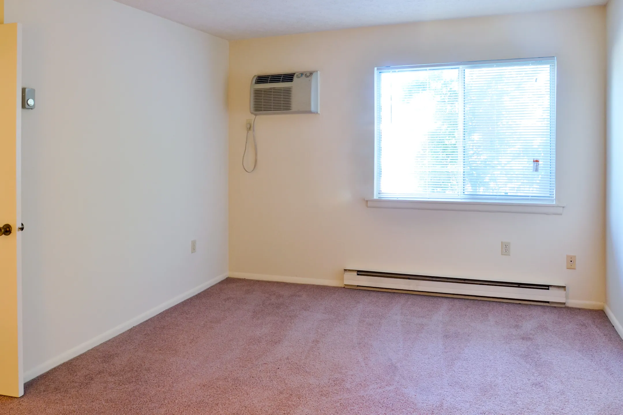 Anderson Square Apartments 1100 King Louis Ct Cincinnati, OH for