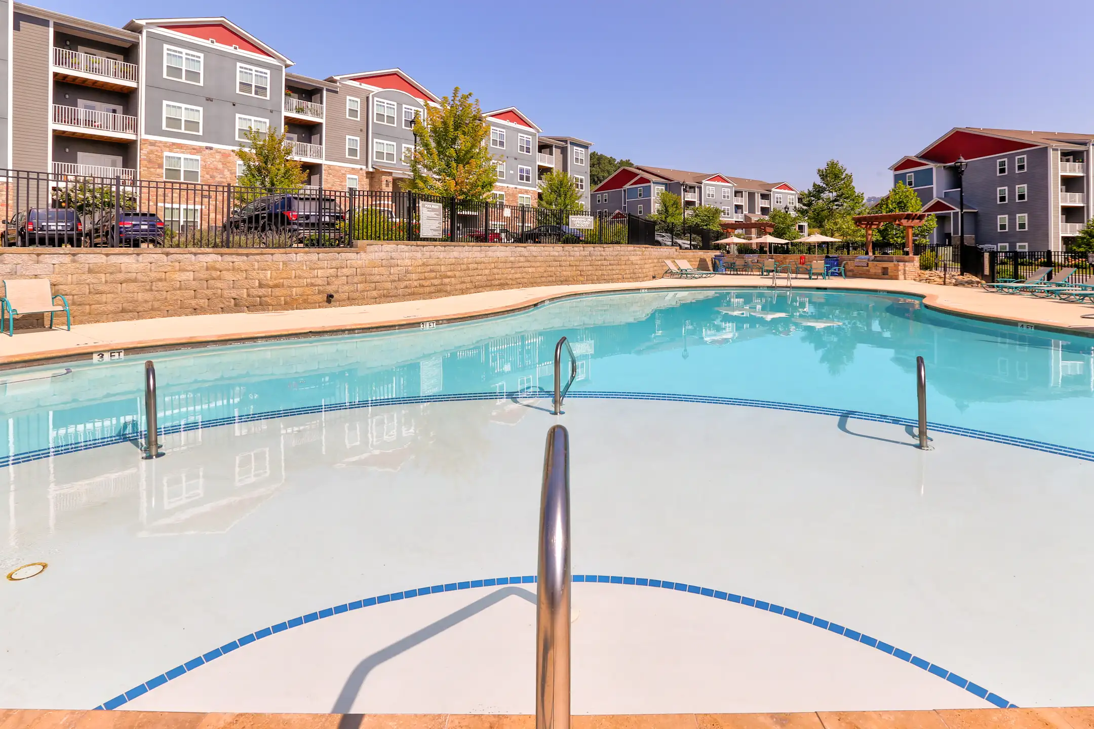 Pool - 10 Newbridge Apartments - Asheville, NC