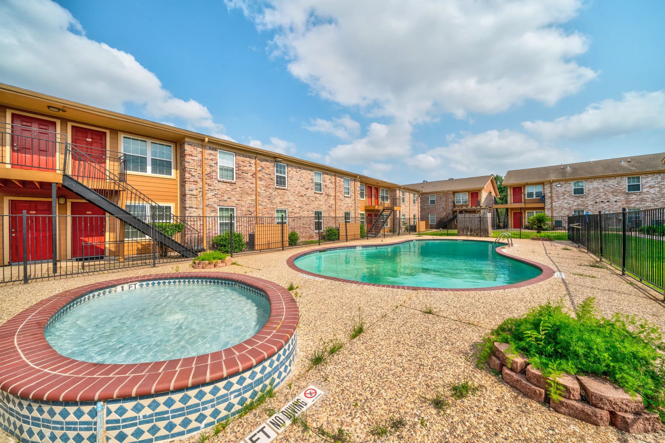 Estates At Spring Branch Apartments - Houston, TX 77080