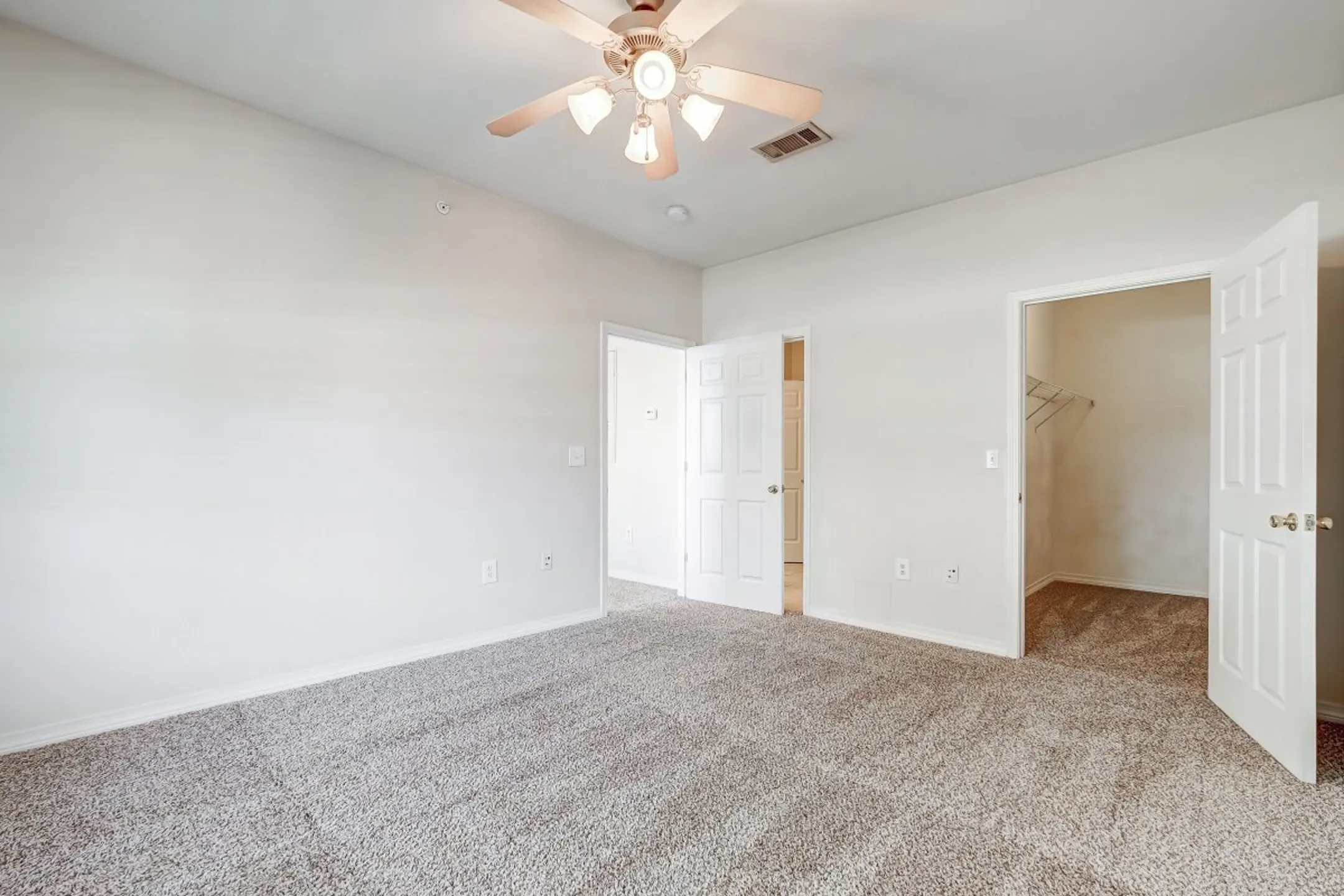 Harborside Apartments - 3500 Oak Harbor Blvd | Slidell, LA Apartments ...