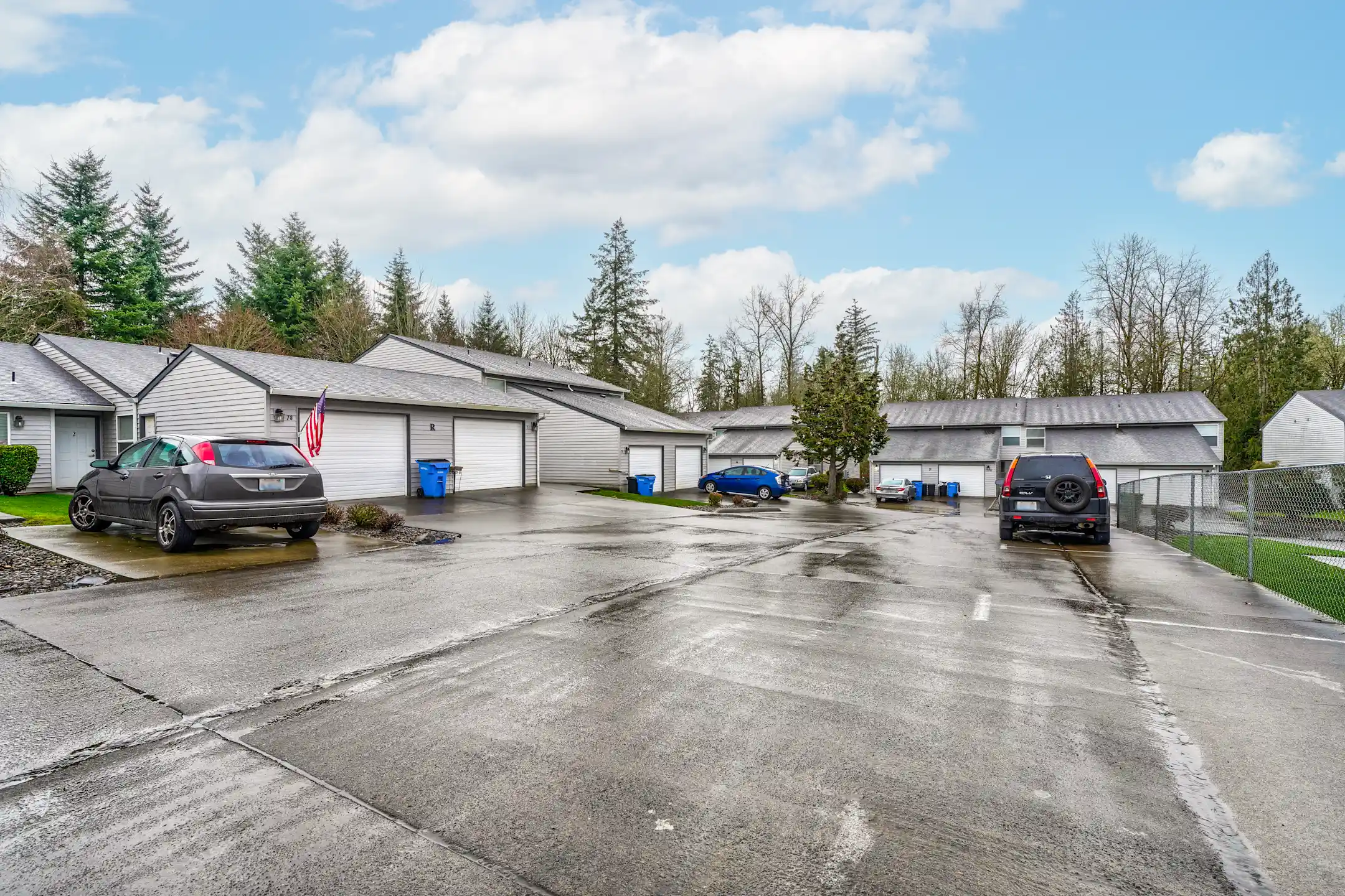 Whipple Creek Village 2019 NE 179th St Ridgefield, WA Apartments