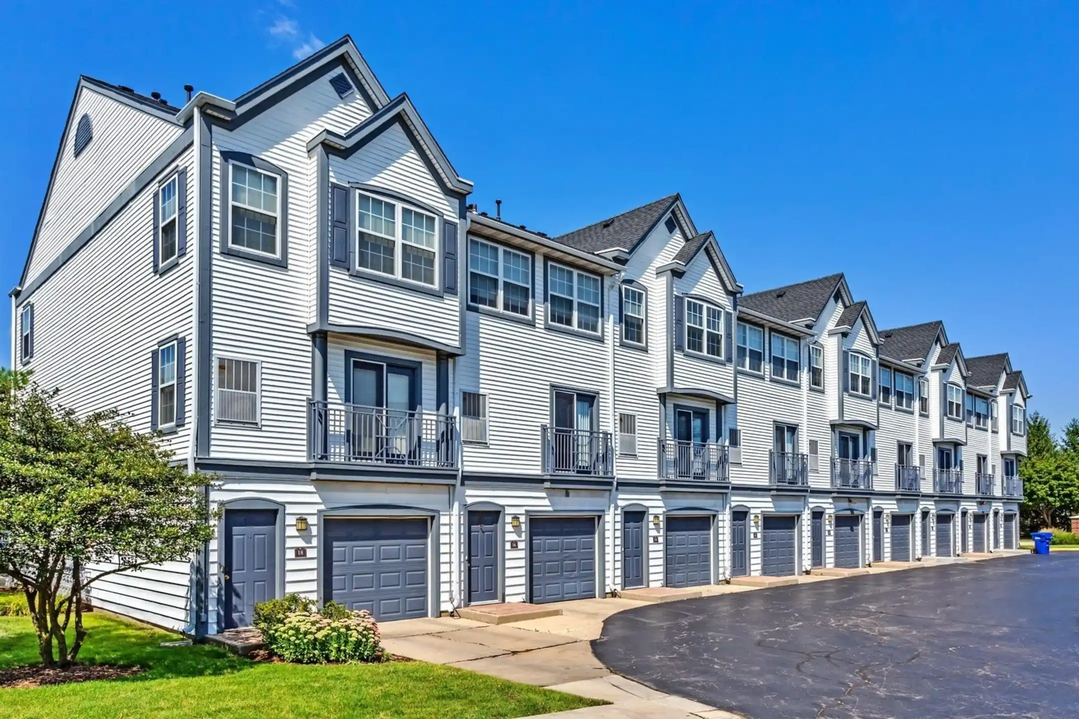 406 Mozart Ct Unit 406  