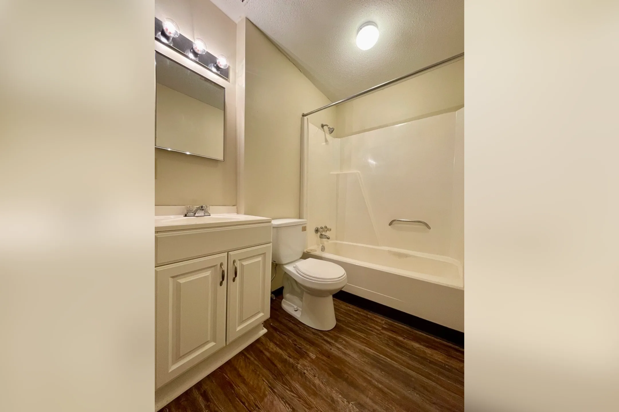 Reserve at Millcreek 1717 Kuntz Rd Erie, PA Apartments for Rent Rent.