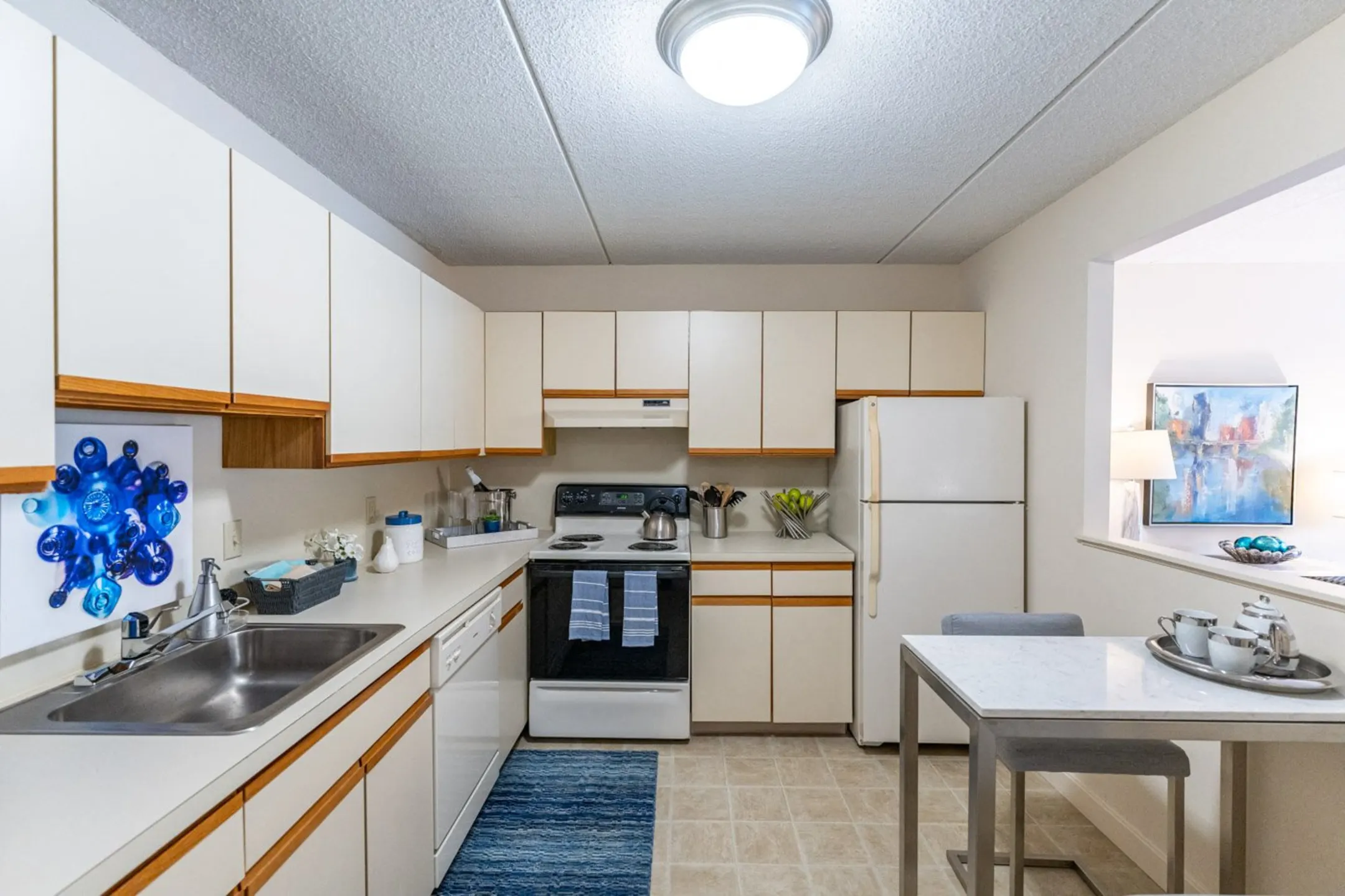 Shrewsbury Commons Commons Dr Shrewsbury, MA Apartments for Rent