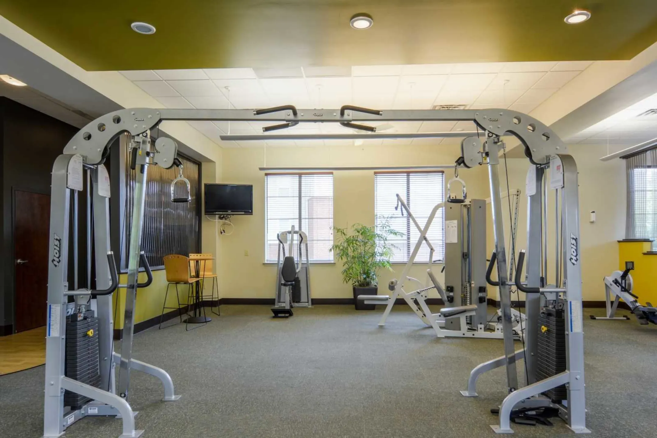 Fitness Weight Room - The Vistas at Dreaming Creek - Lynchburg, VA