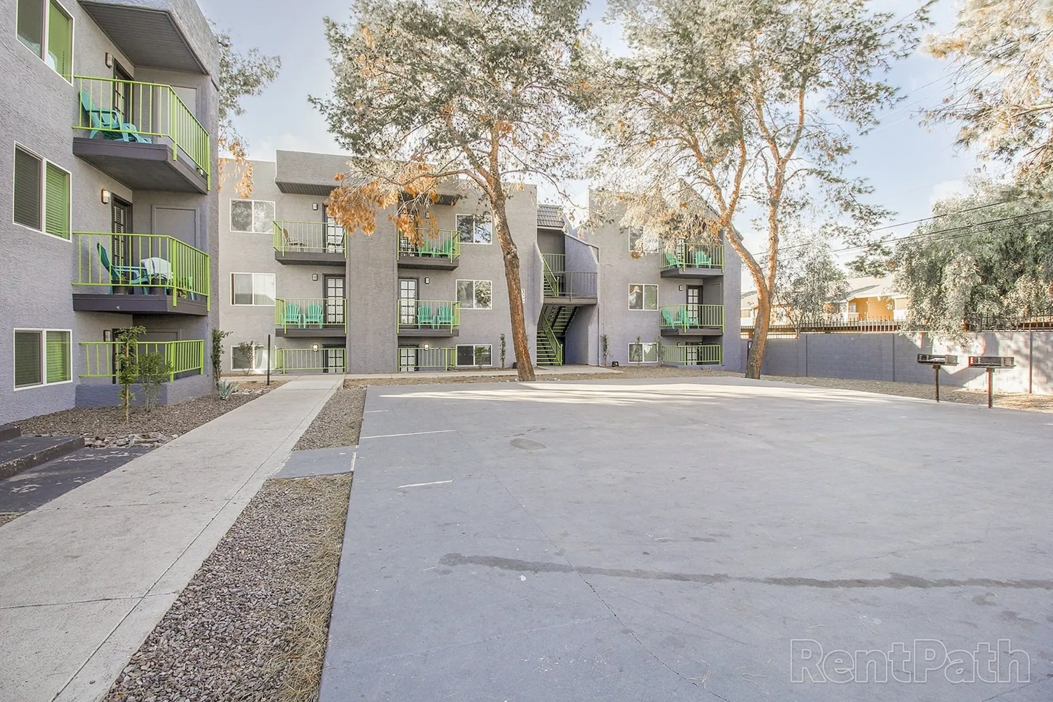 Building - New Horizons Apartments - Phoenix, AZ