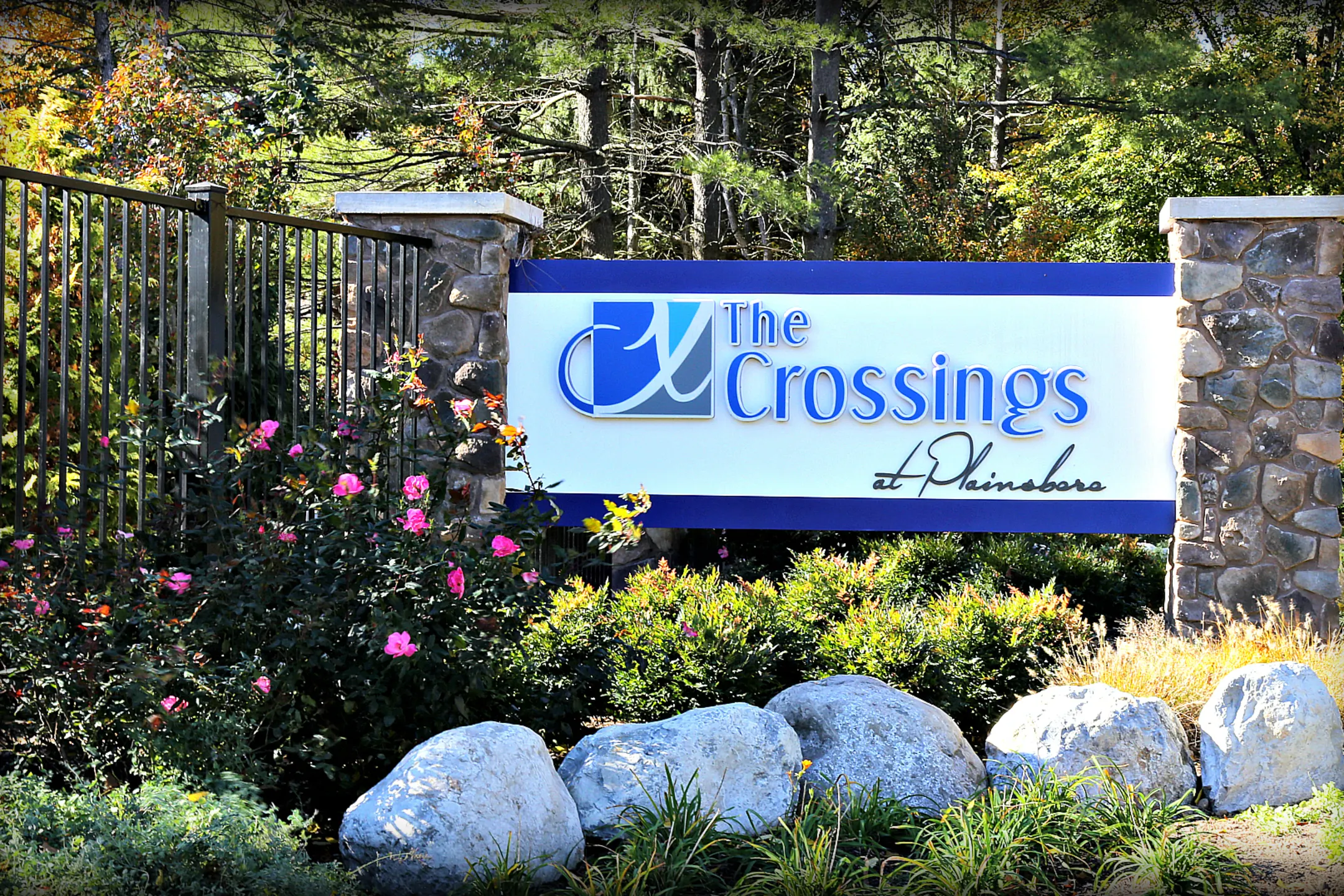 Community Signage - The Crossings at Plainsboro - Plainsboro, NJ
