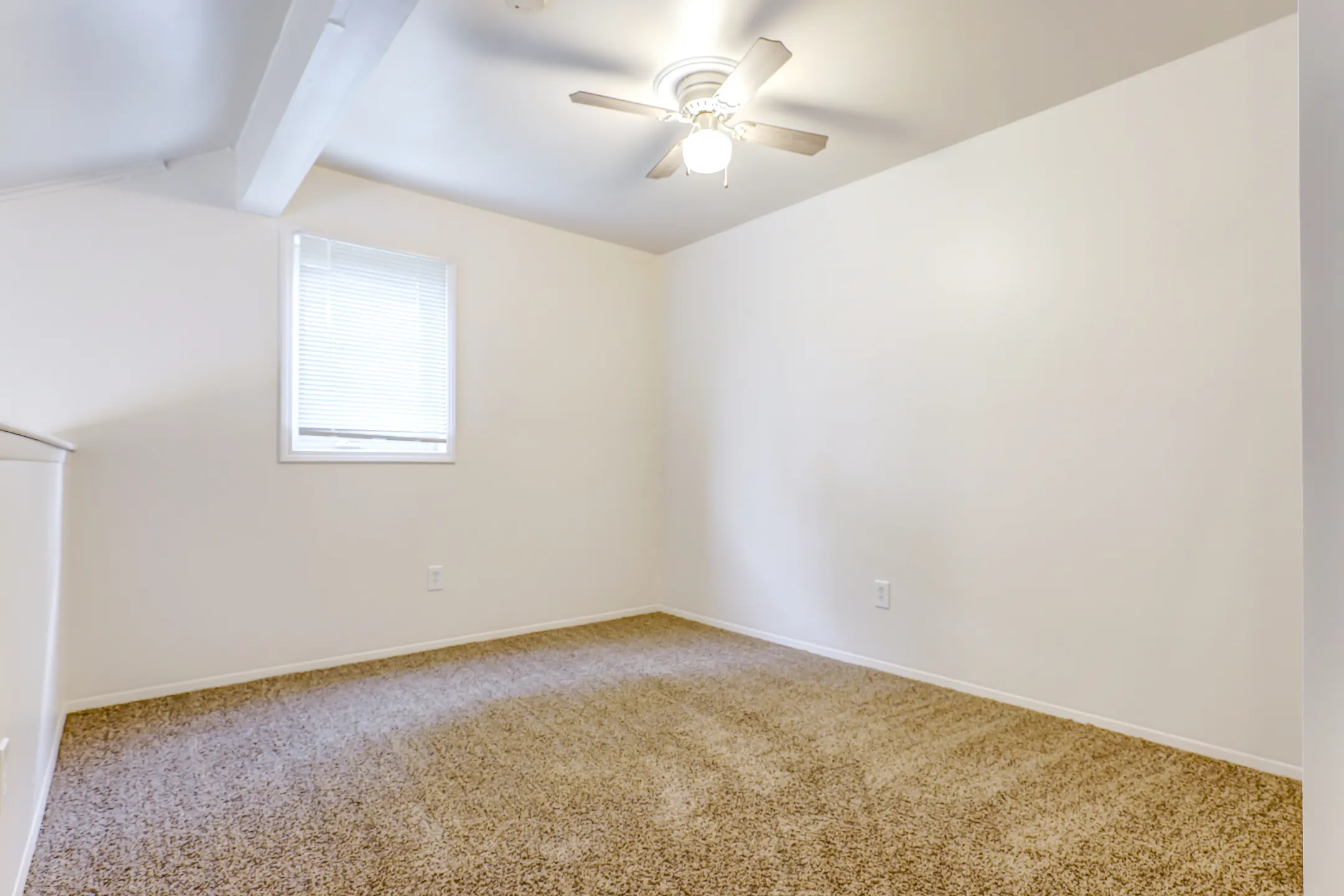 Green Pine Acres Apartments Flint, MI 48519