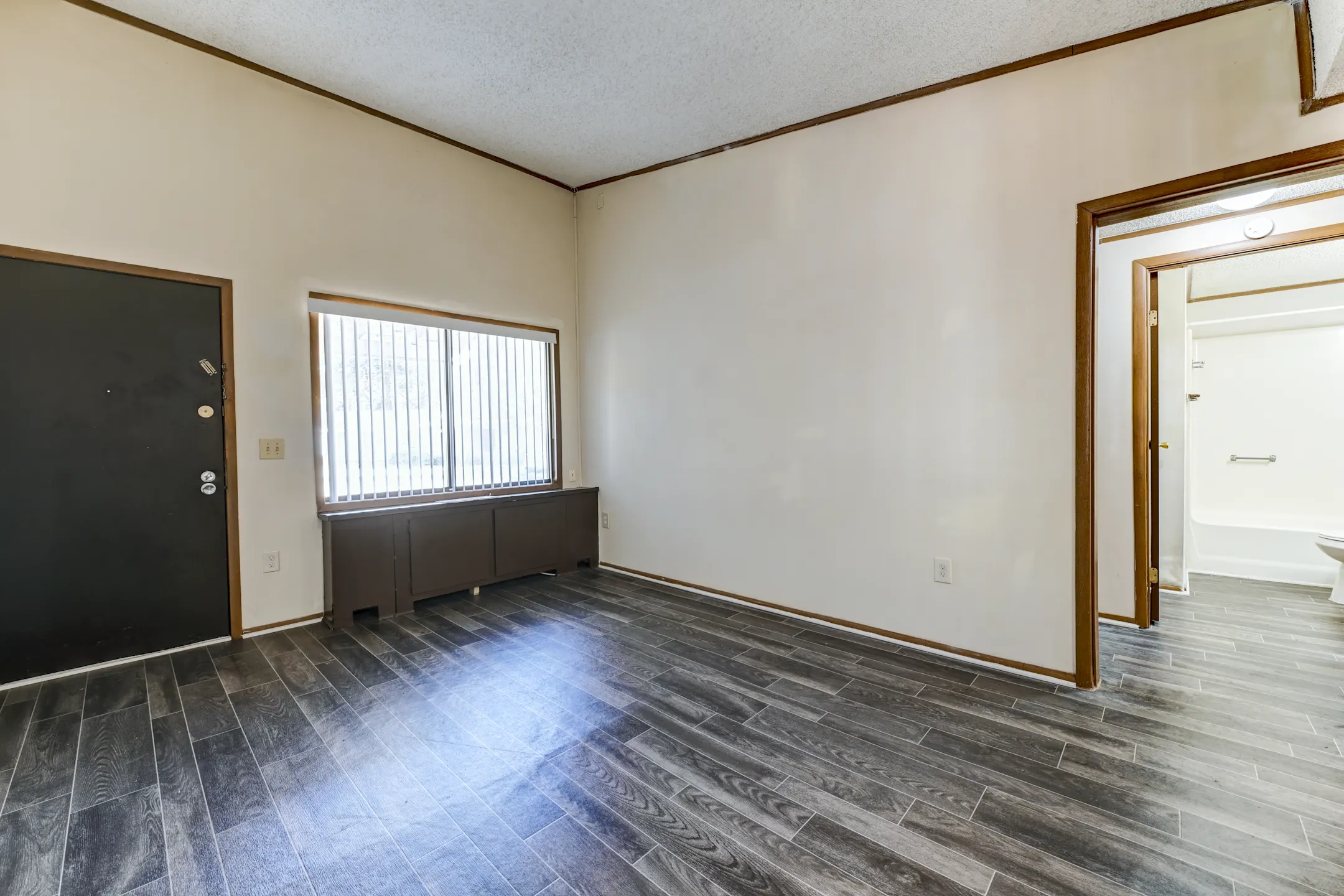 Living Room - Redan Cove Apartments - Decatur, GA