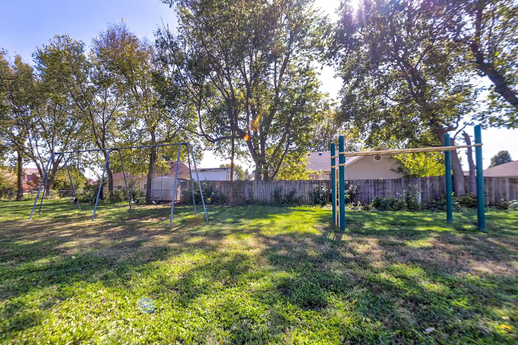 Republic Palms Apartments 1740 E Hamilton Way Republic, MO