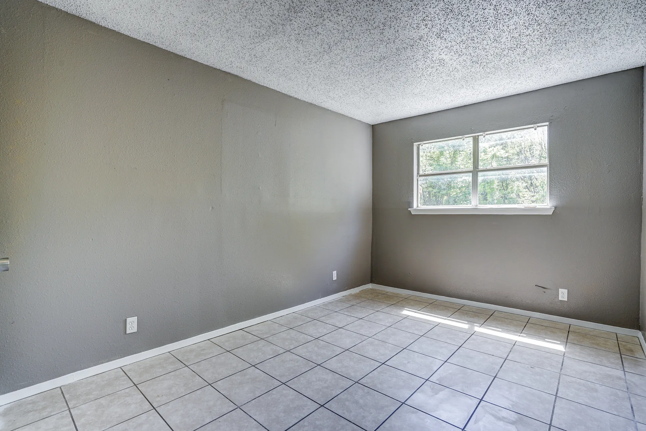 Avalon Apartments 1901 W Miss Durant, OK Apartments for Rent Rent.