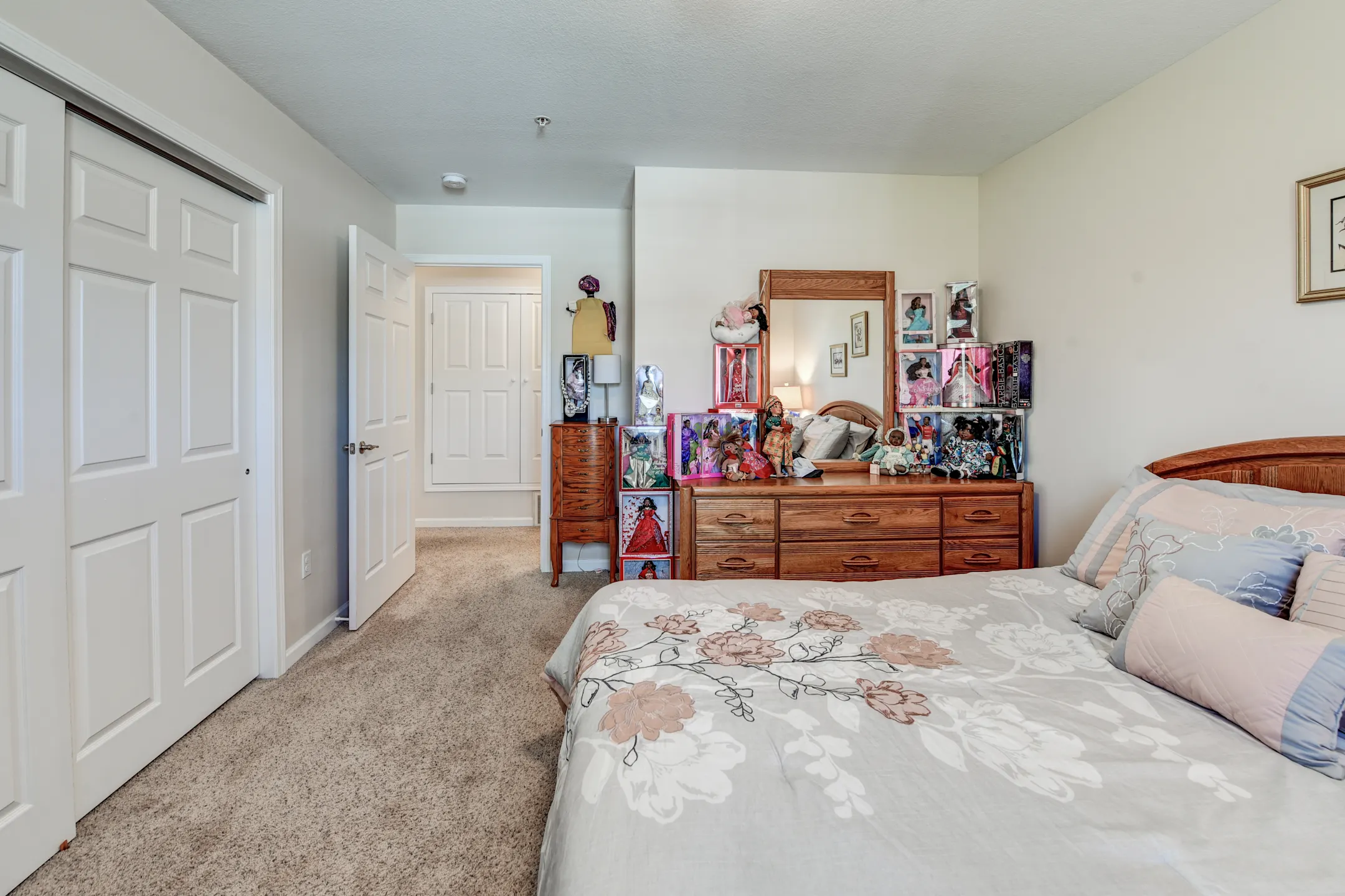 Fox Chase Luxury Apartments 1000 Fox Chase Dr Cheswick, PA