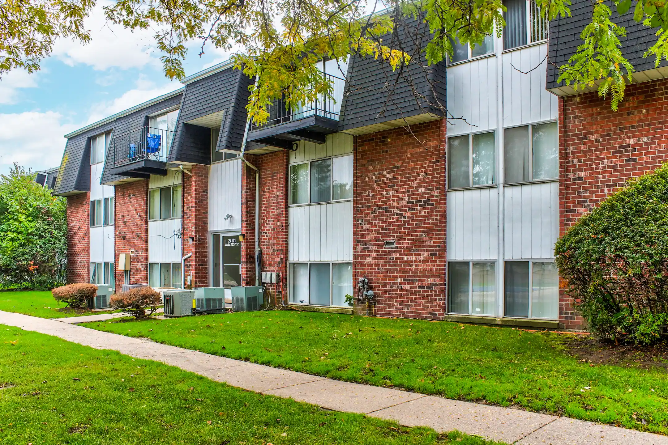 The Arbors Apartments 24120 Denise Blvd Clinton Township, MI Apartments for Rent Rent.