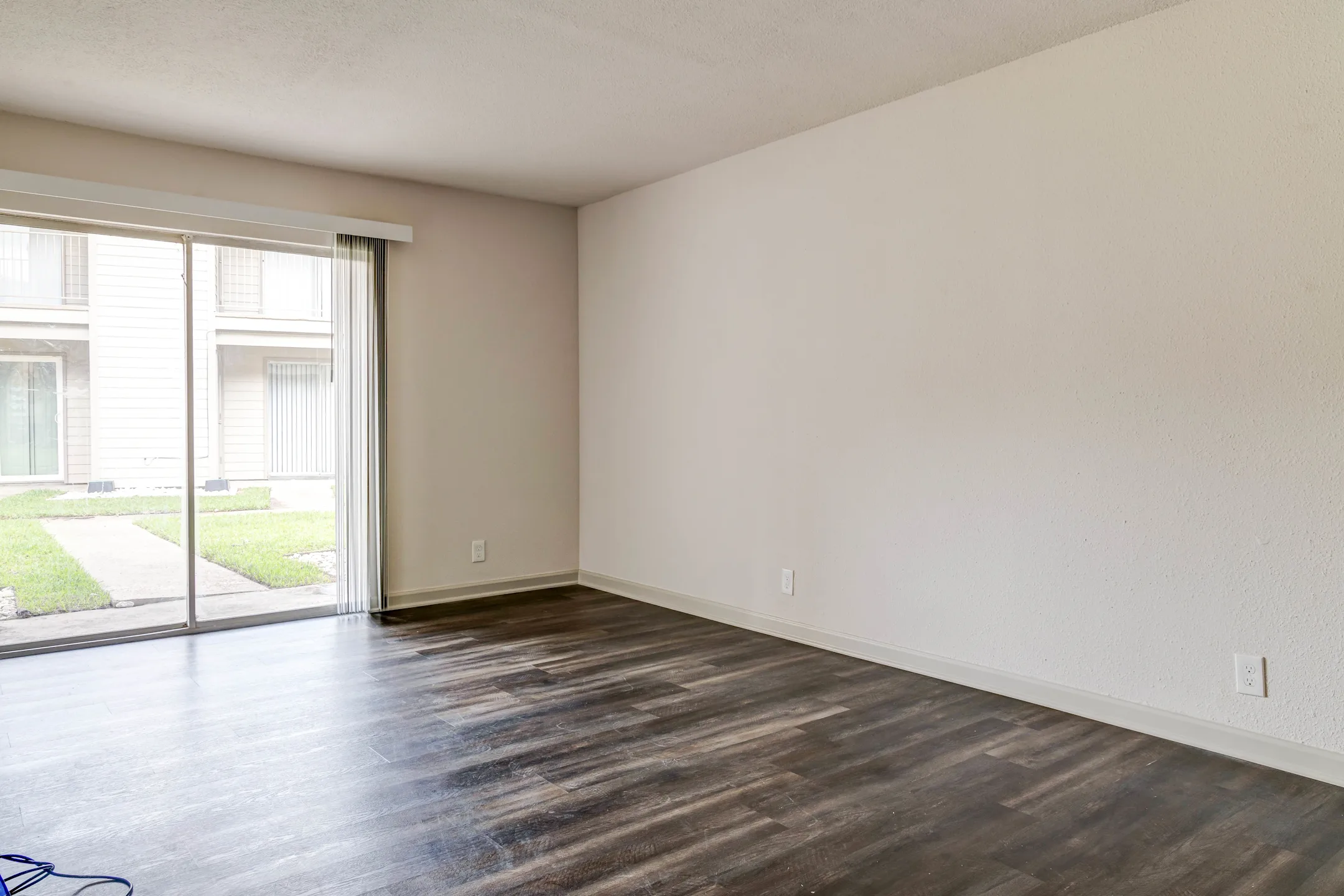 Mosaic Apartments 2570 Sweet Gum Lane Beaumont, TX Apartments for