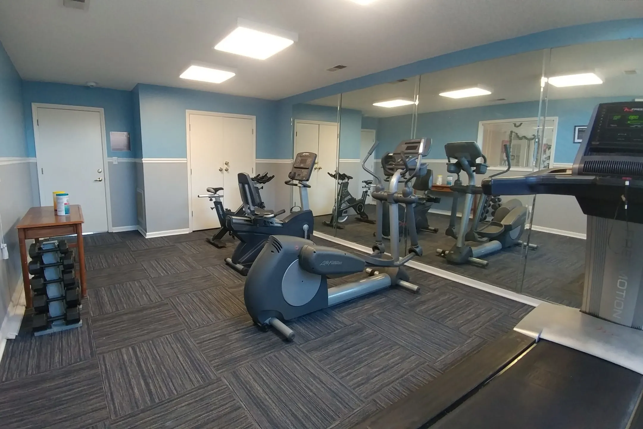 Fitness Weight Room - Sunchase Apartments - Albany, GA