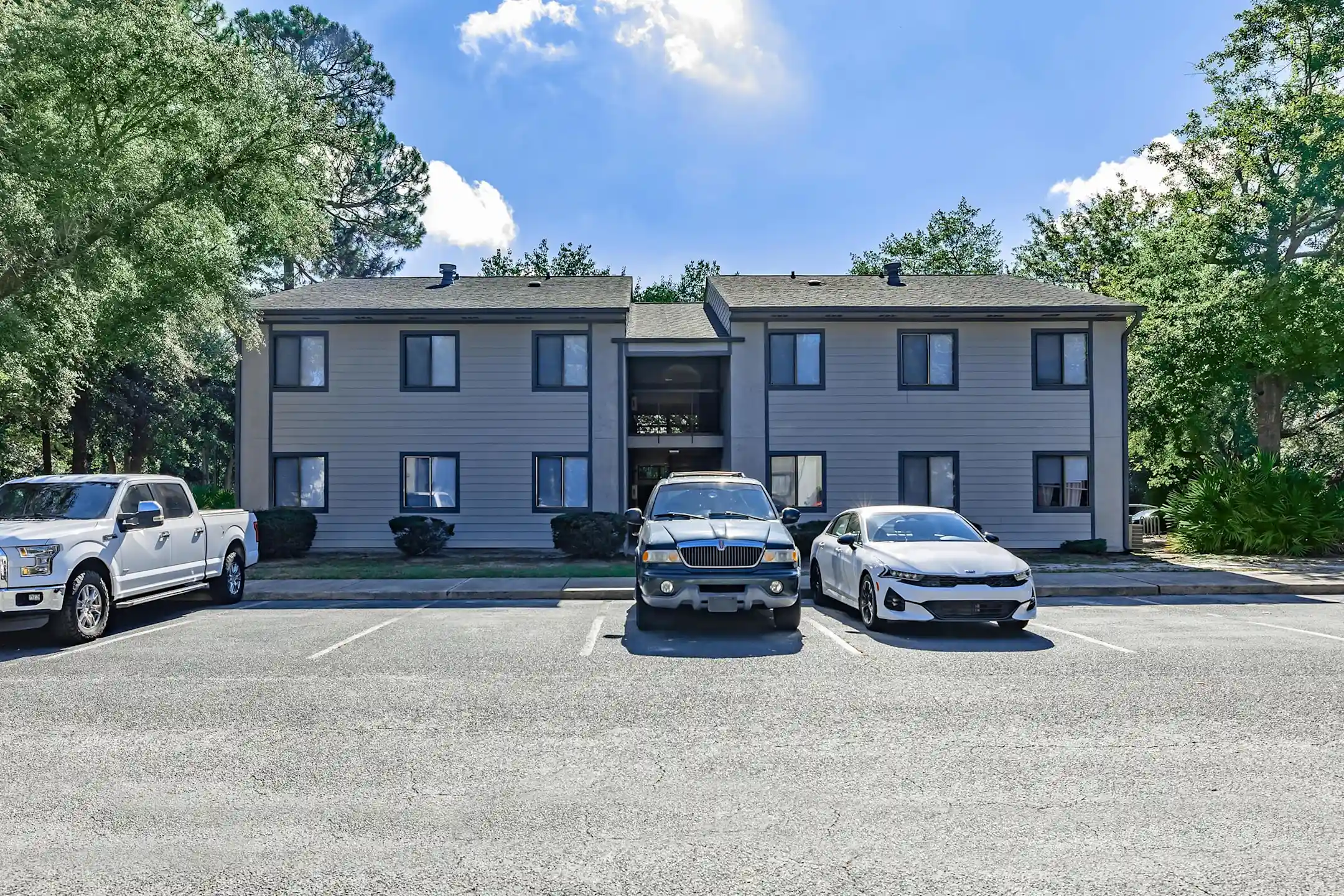 Treetop Apartments 600 Taylor Rd Hinesville, GA Apartments for Rent