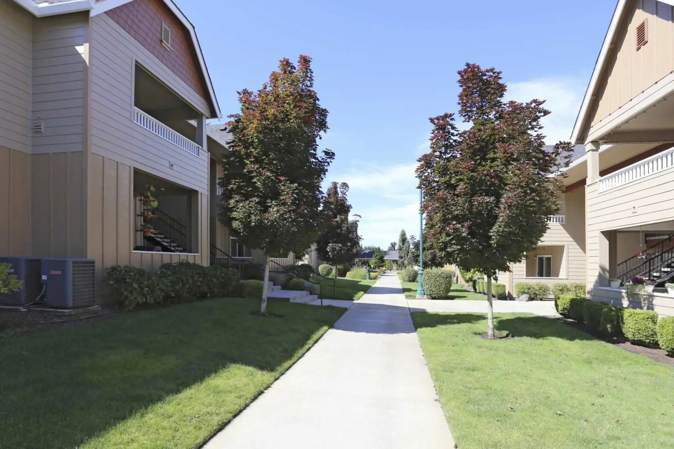 Building - Mission Hills - Vancouver, WA