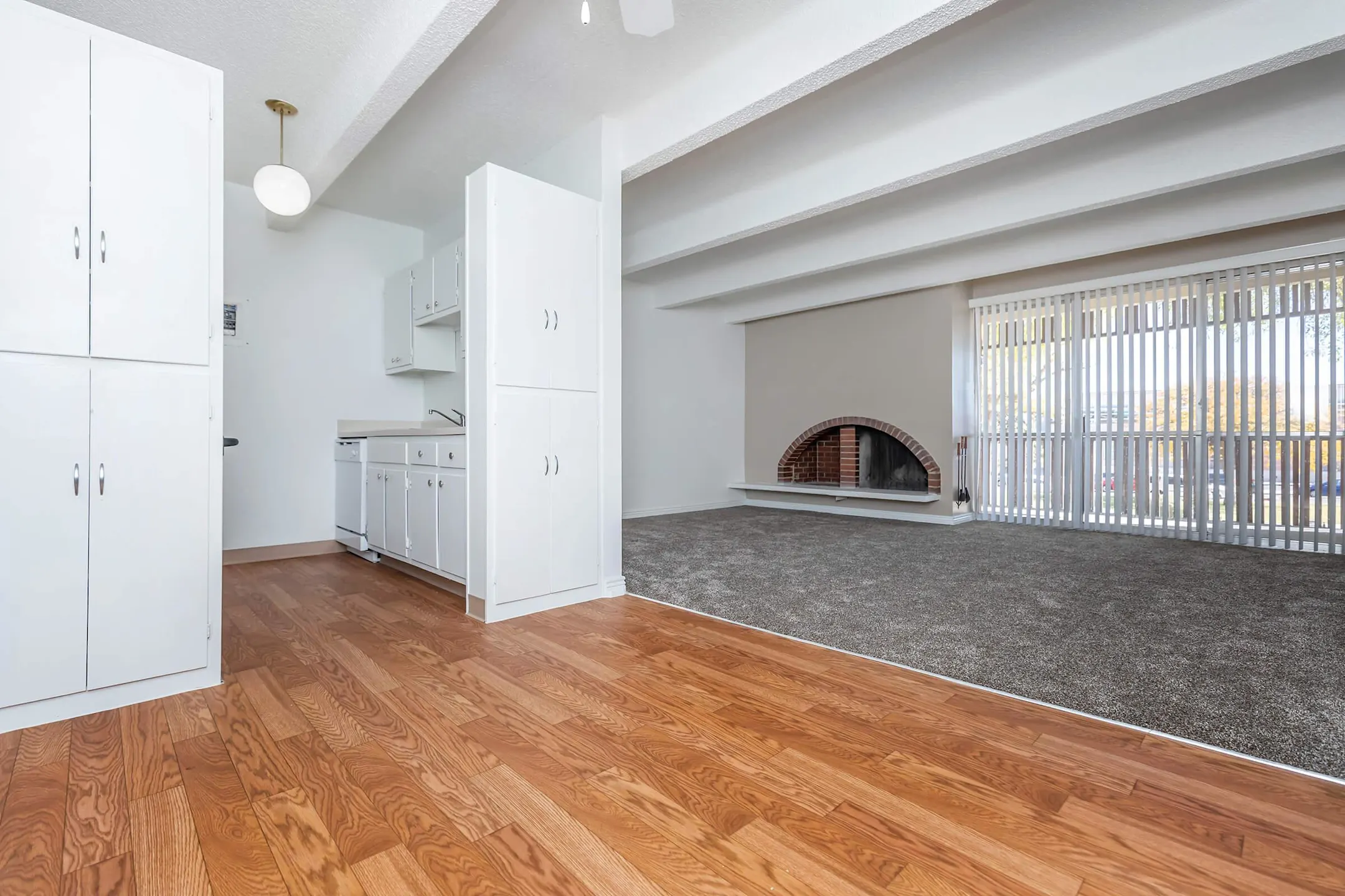 Villa Apartments - Albuquerque, NM