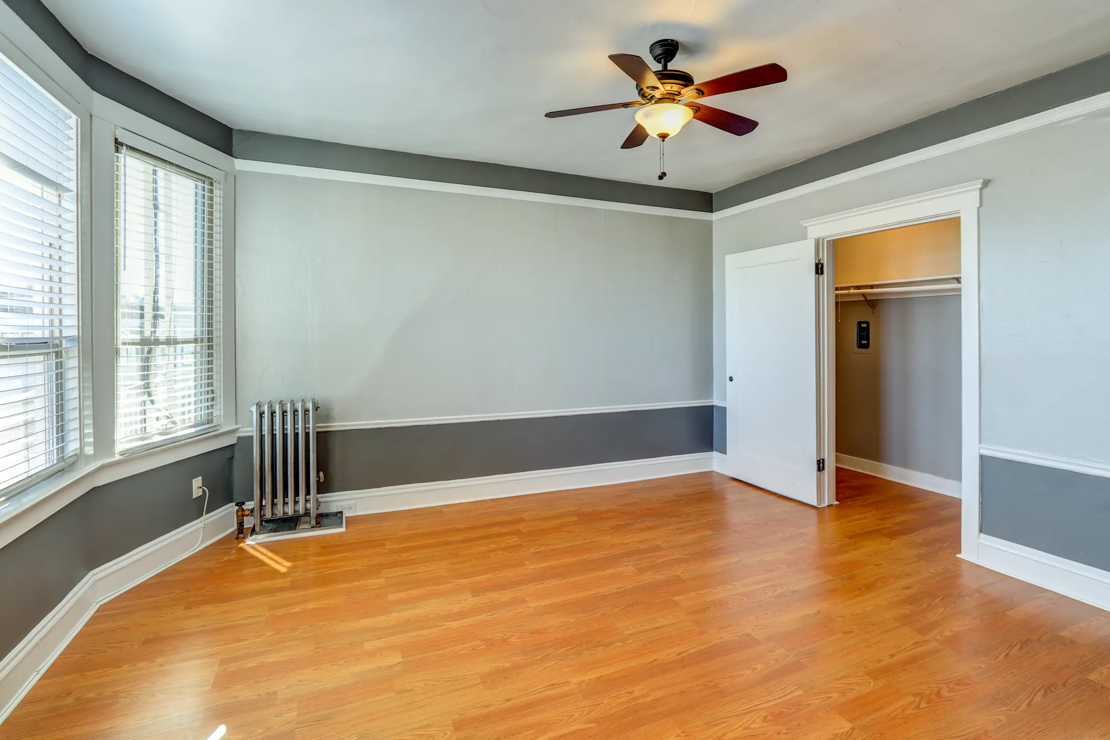 Living Room - Magland Arms Apartments - San Francisco, CA