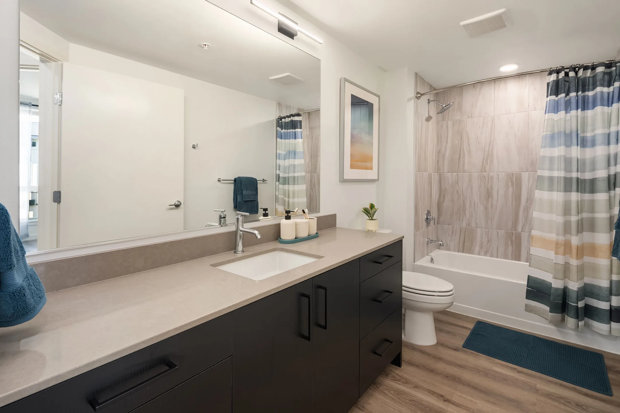 Bathroom - Broadstone Strata - Seattle, WA