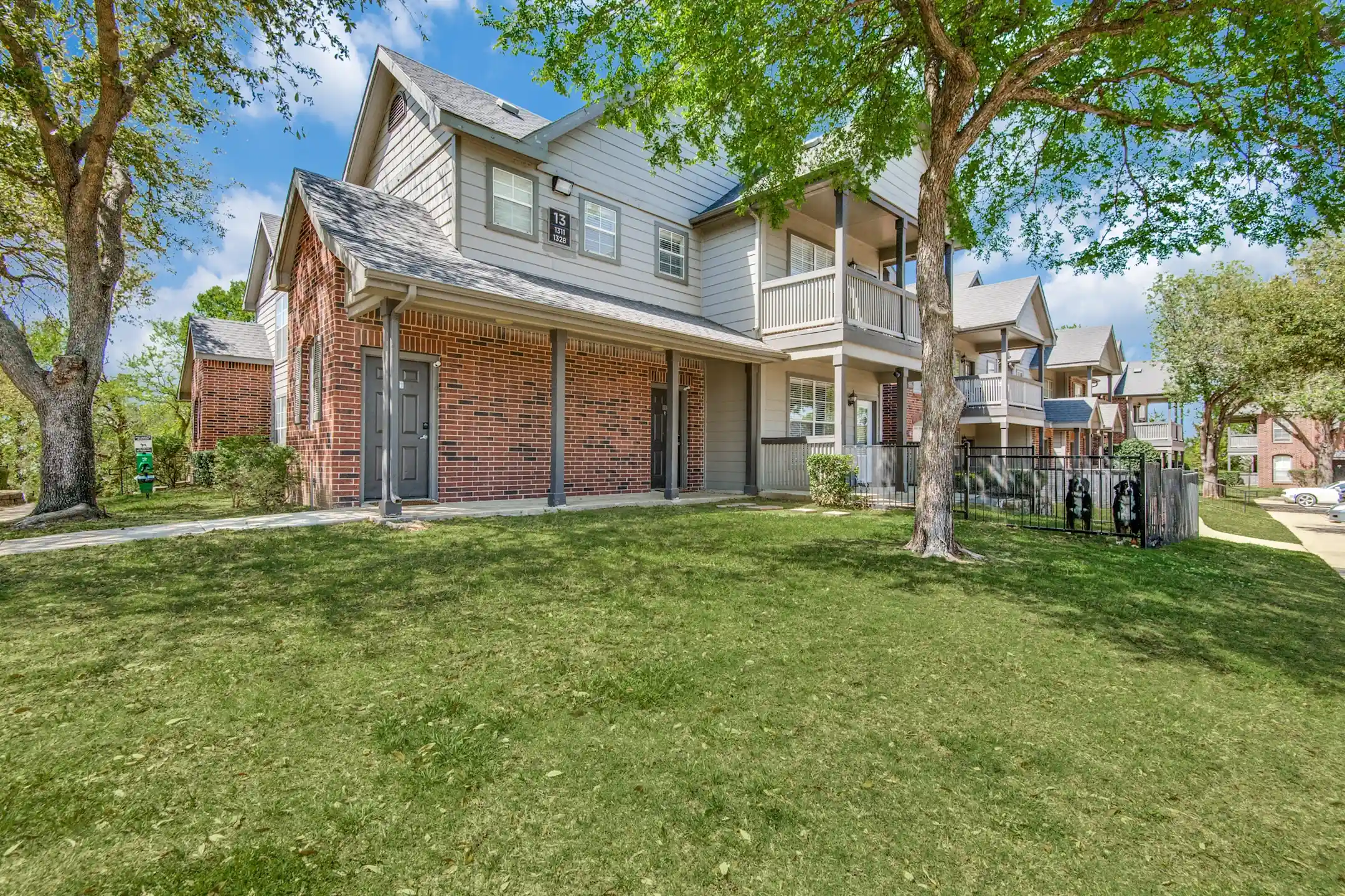 Dane Park Grapevine Apartments Grapevine, TX 76051