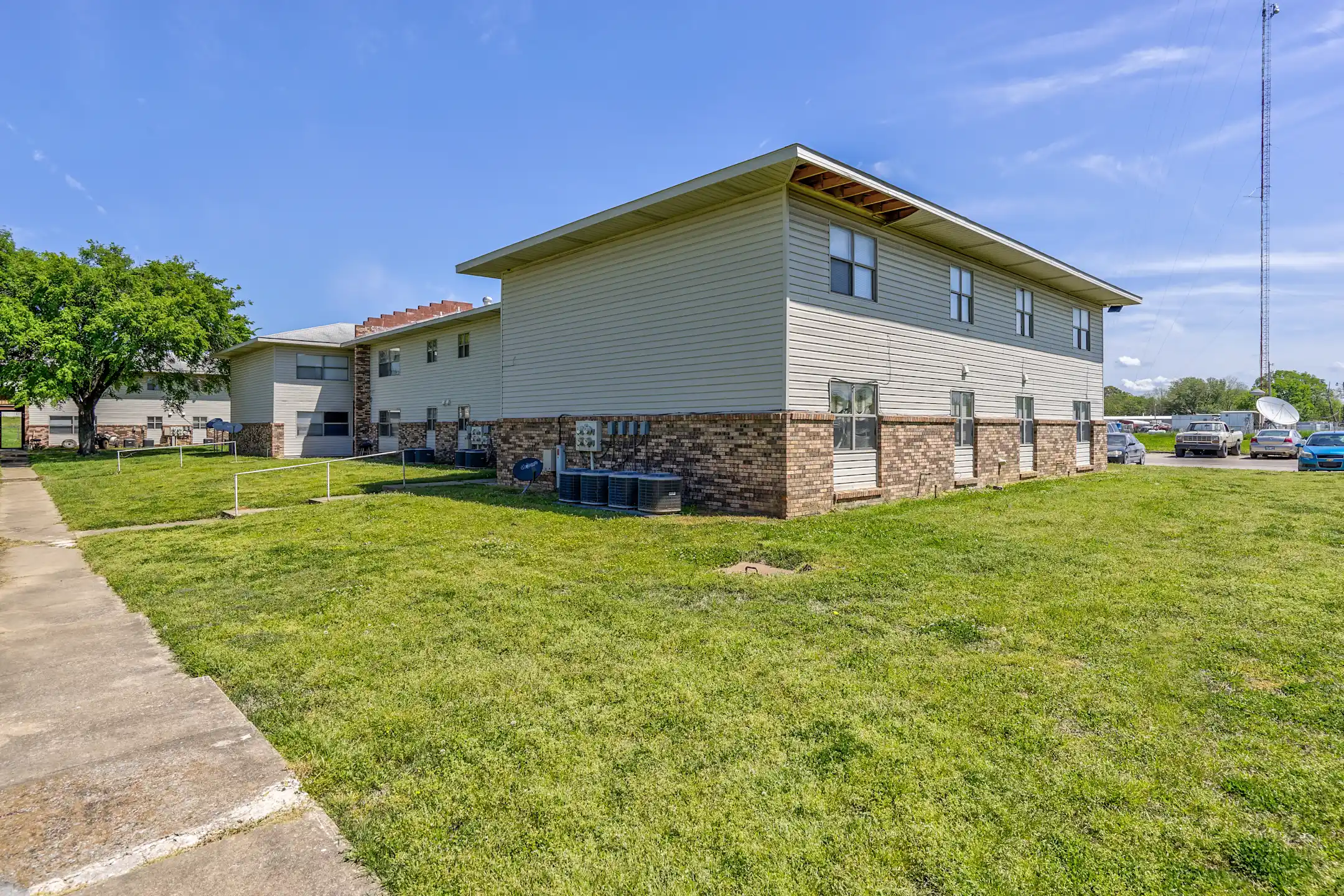 Avalon Apartments 1901 W Miss Durant, OK Apartments for Rent Rent.