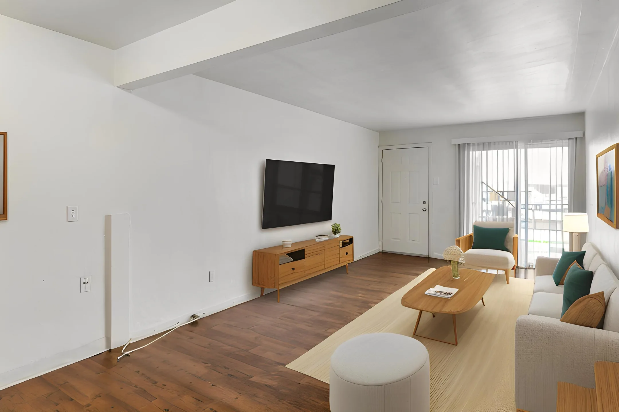 Living Room - Metro Apartments at Seventy - Saint Louis, MO