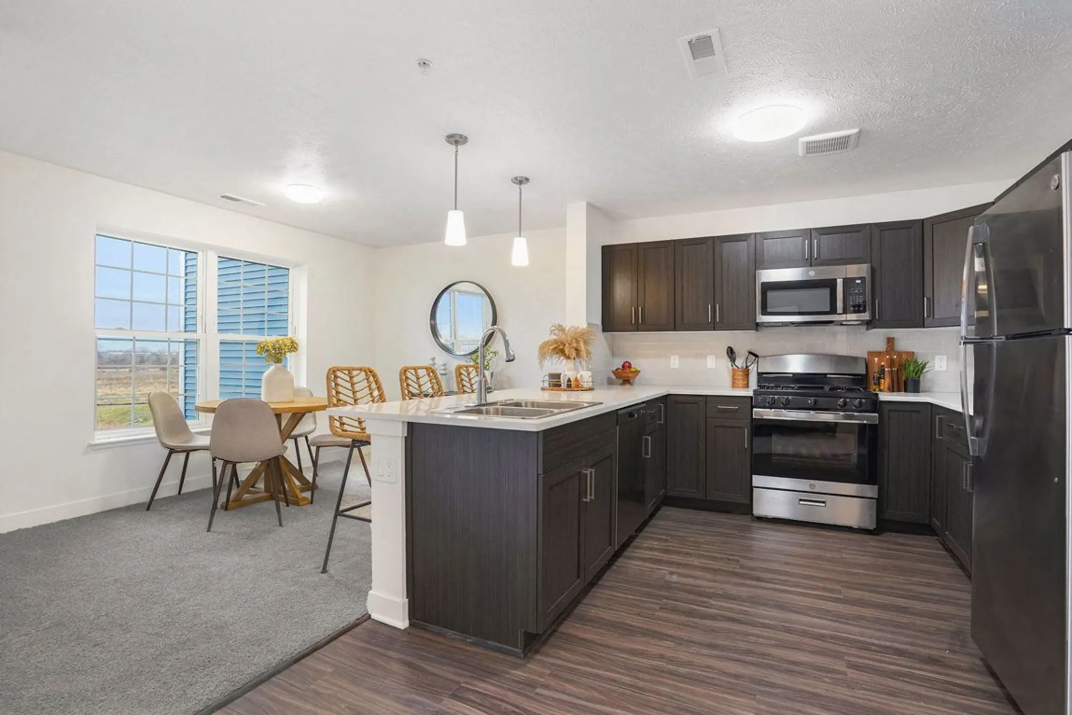 Meadowbrooke Apartment Homes Apartments Grand Rapids, MI 49512