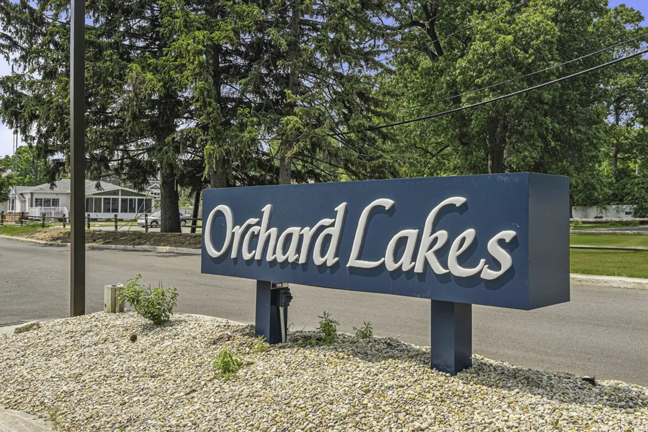 Community Signage - Orchard Lakes - Toledo, OH