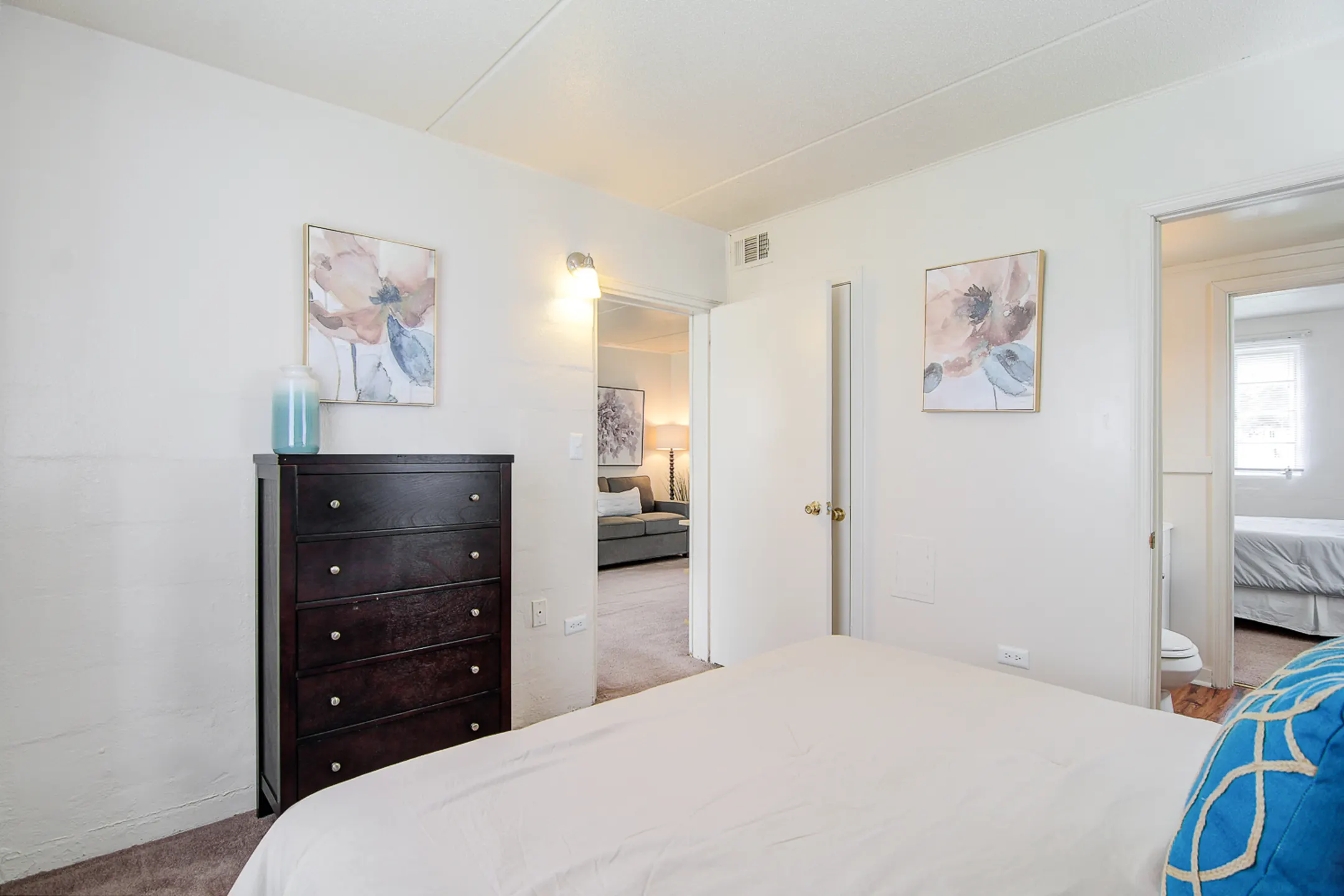 Sedgefield Apartments 5941 Willard Dr Hanahan, SC Apartments for