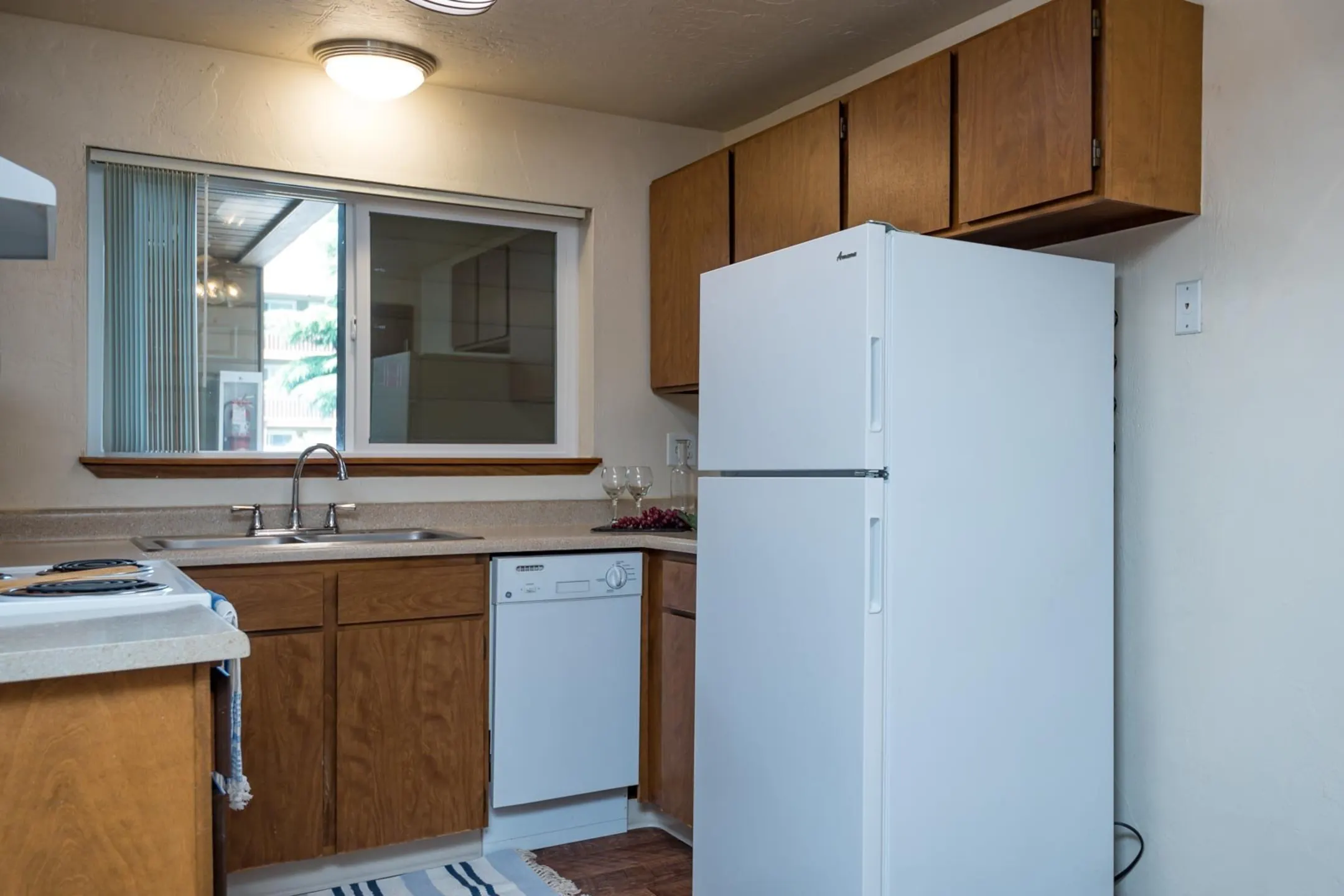 Kitchen - Broadway Center - Eugene, OR