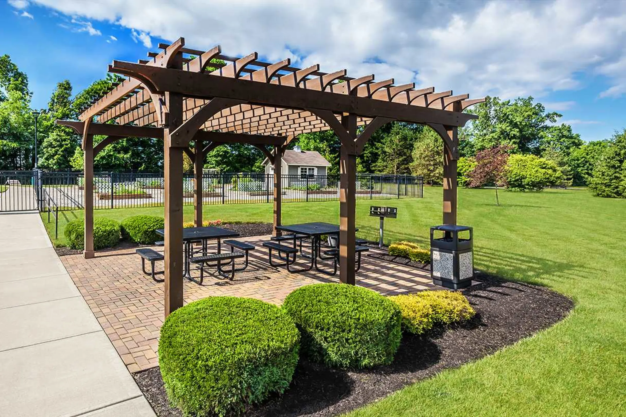 The Domain at Bennett Farms - Zionsville, IN